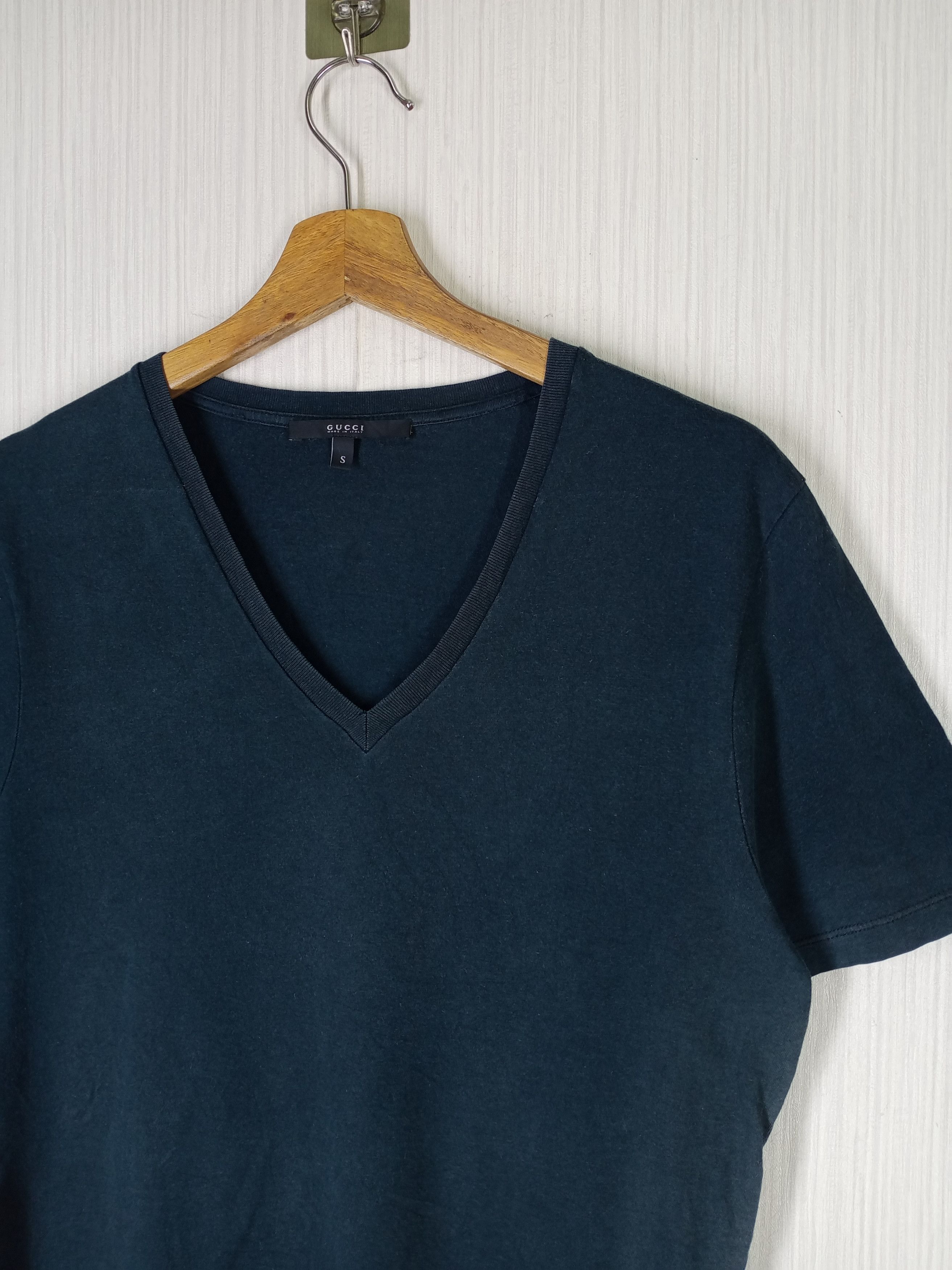 Gucci Gucci Plain Tshirt Size US S / EU 44-46 / 1 - 2 Thumbnail