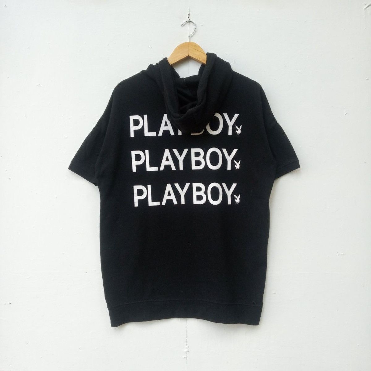 Playboy PlayBoy Big Logo Hoodie short sleeve Size US M / EU 48-50 / 2 - 2 Thumbnail