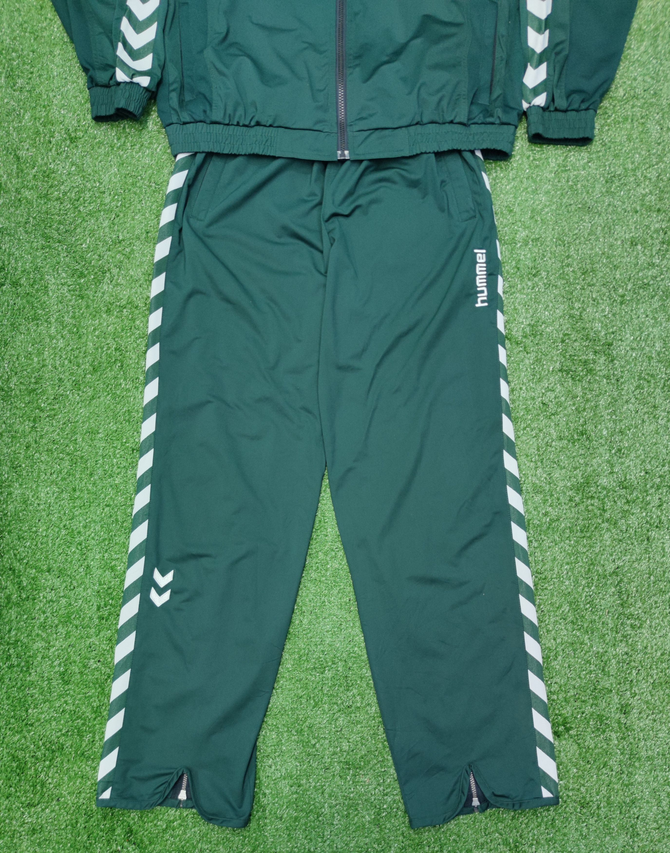 Hummel × Sports Specialties HUMMEL DENMARK TRACKSUIT T112 Size US M / EU 48-50 / 2 - 4 Thumbnail