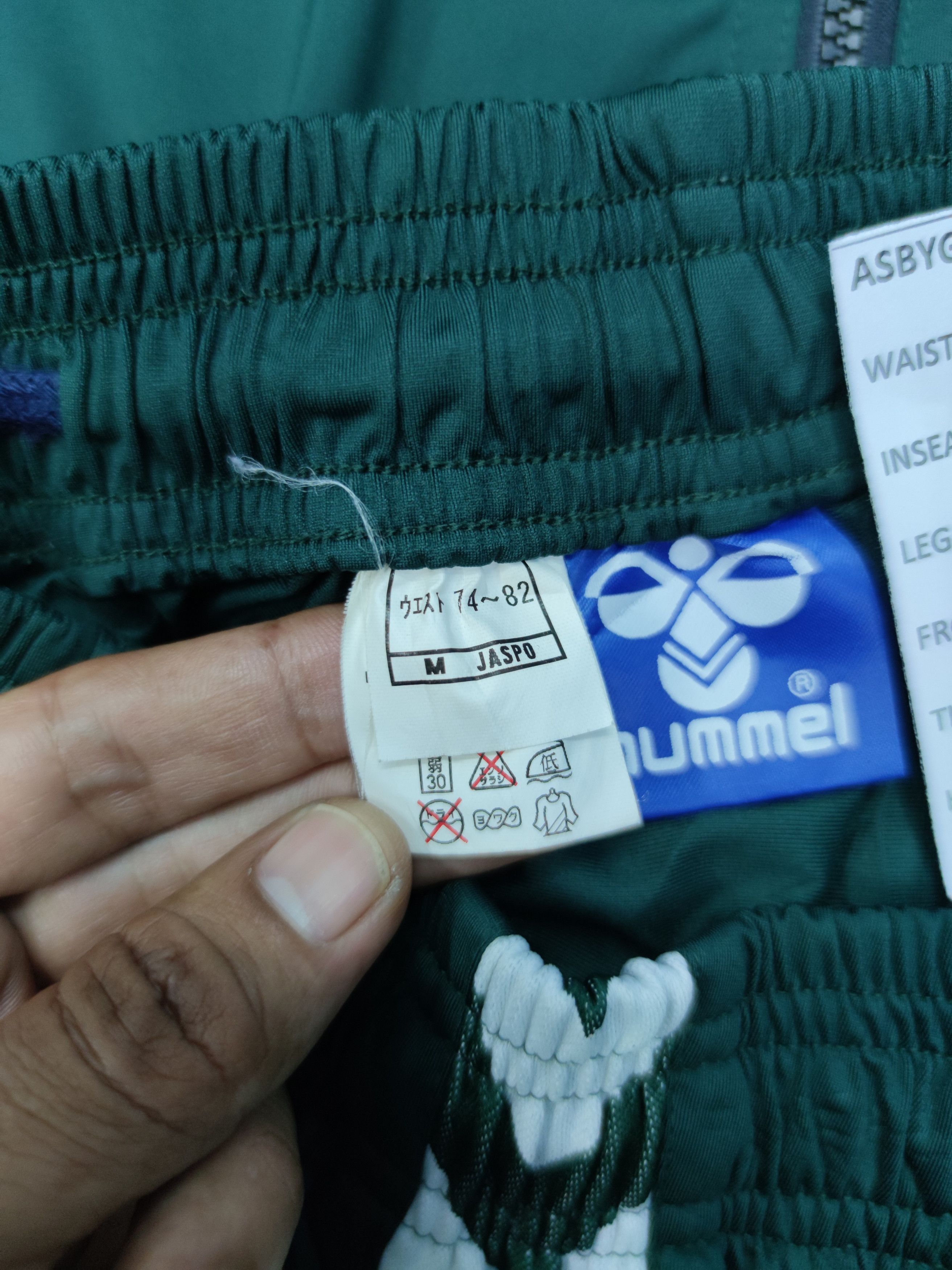 Hummel × Sports Specialties HUMMEL DENMARK TRACKSUIT T112 Size US M / EU 48-50 / 2 - 8 Thumbnail