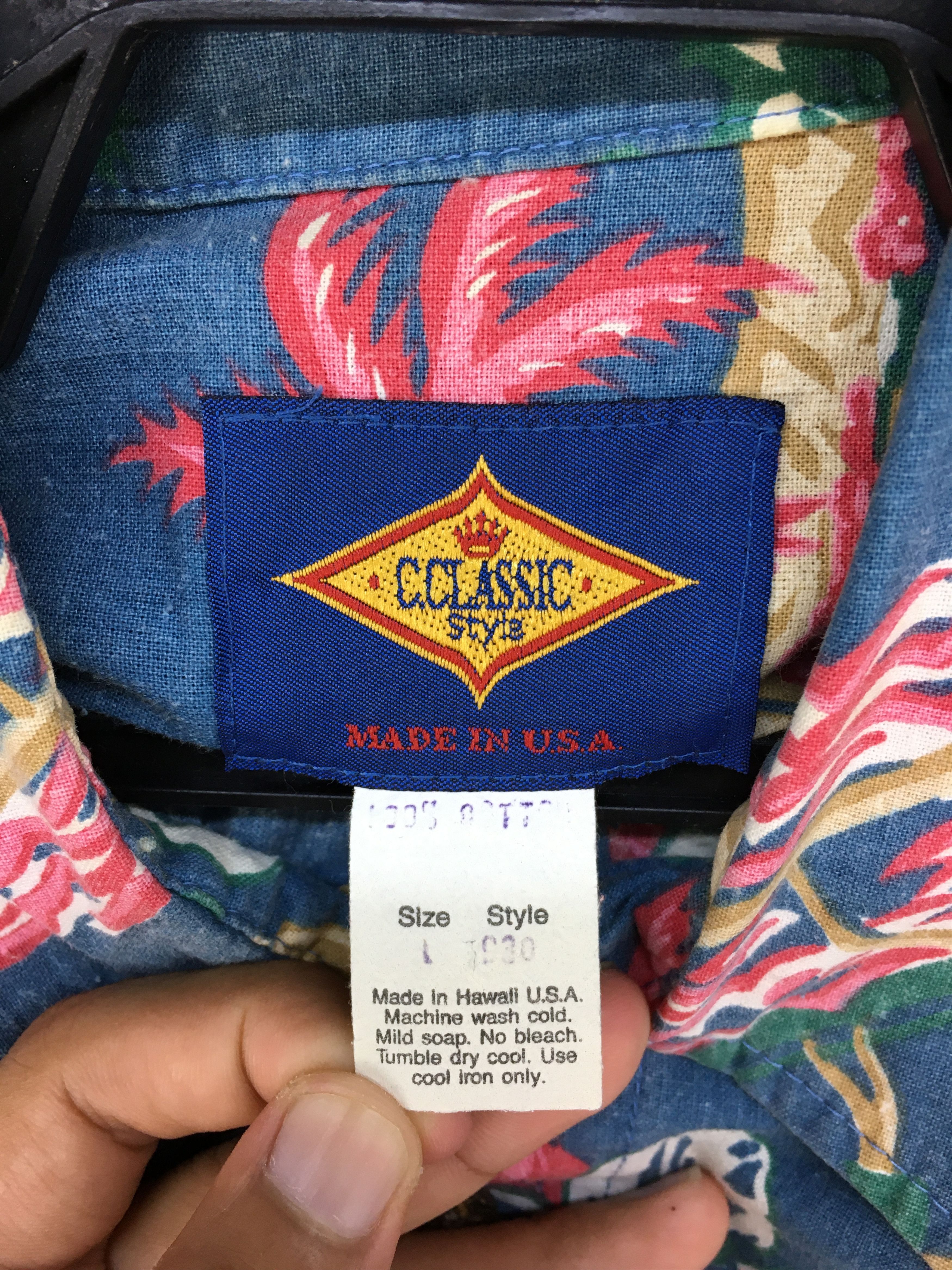 Vintage Vintage C. CLASSIC STYLE Made In Usa Hawaiian Shirt Size US L / EU 52-54 / 3 - 7 Thumbnail