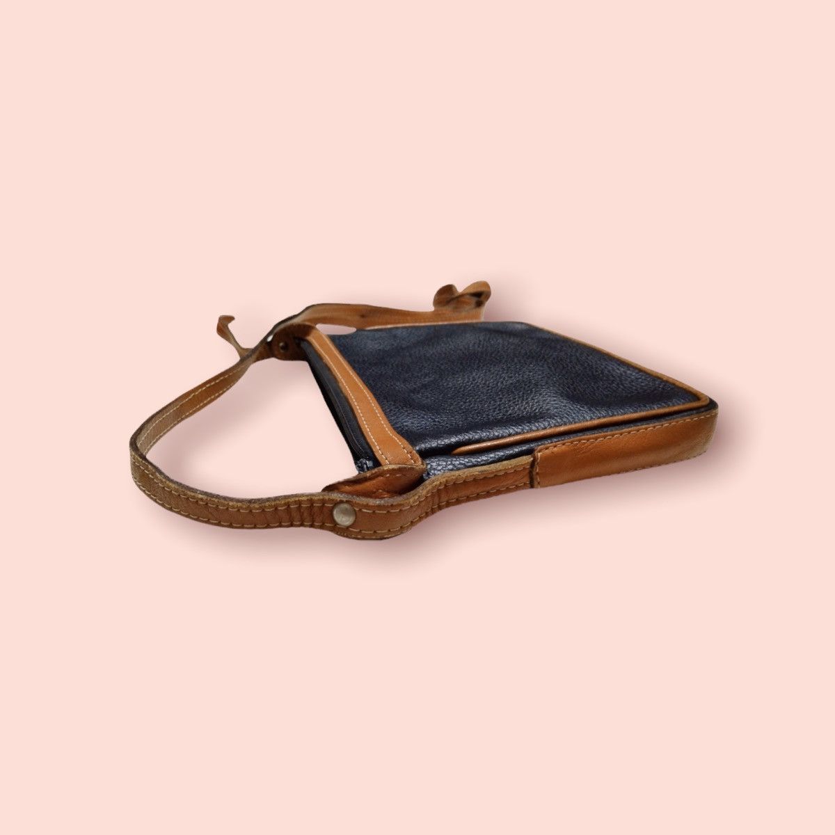 Andre Courreges COURREGES VINTAGE LEATHER MINI CROSSBODY SLING Size ONE SIZE - 7 Thumbnail