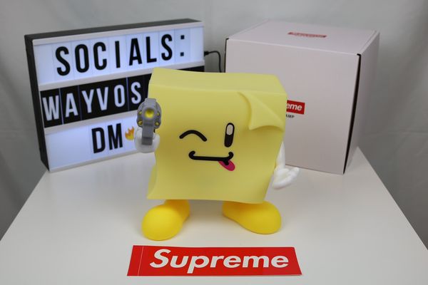 Supreme Sticky Note Molded Lamp - ライト/照明/LED