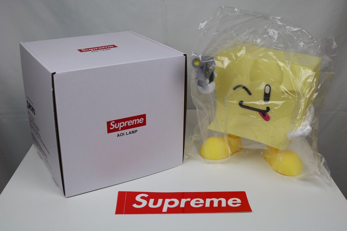 Supreme Supreme “Sticky Note Molded Lamp” AOI Yellow NEW - SS22 | Grailed