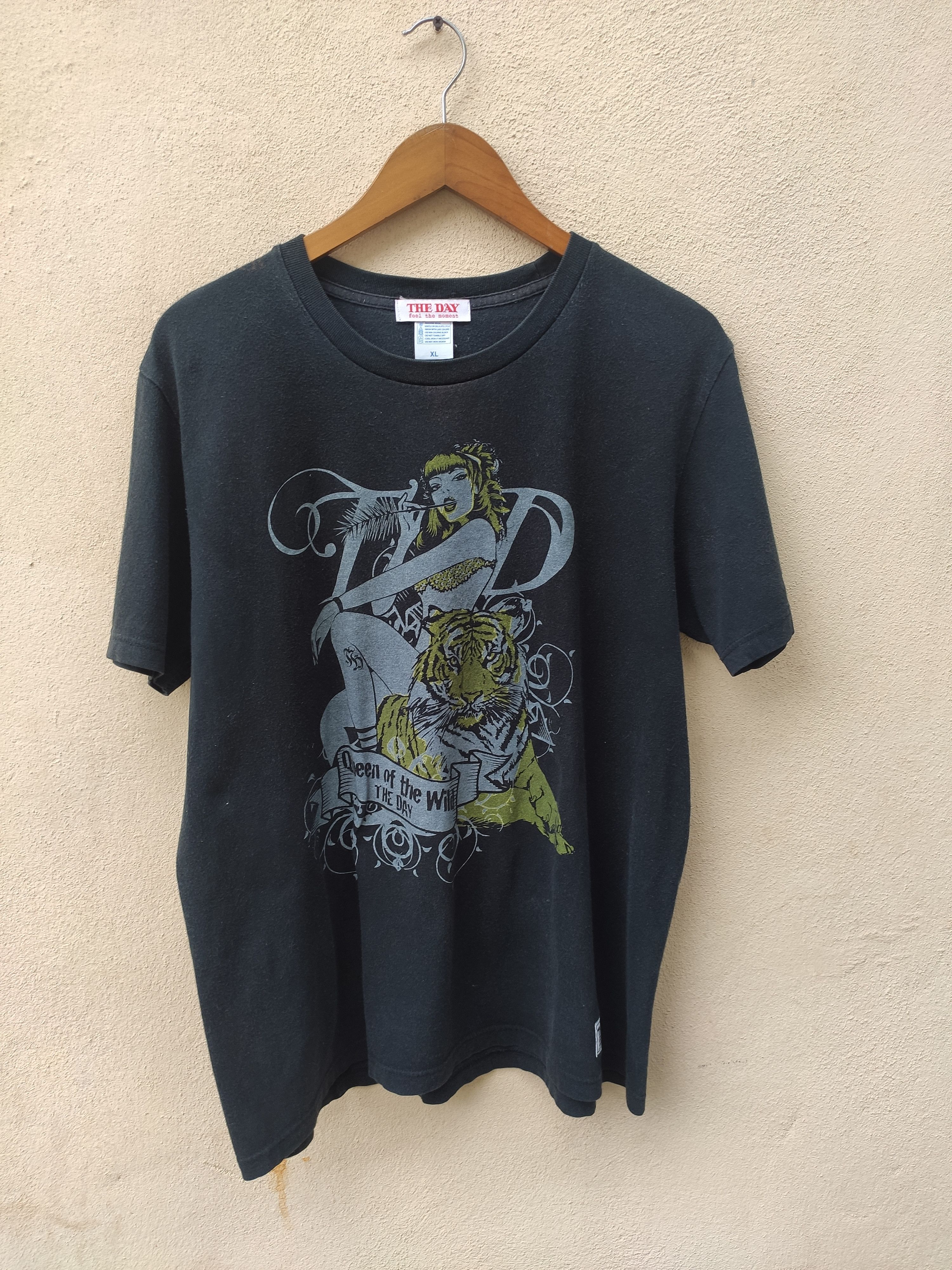 Japanese Brand 🔥 The Day feel the moment t shirt sexy girl Size US L / EU 52-54 / 3 - 2 Thumbnail