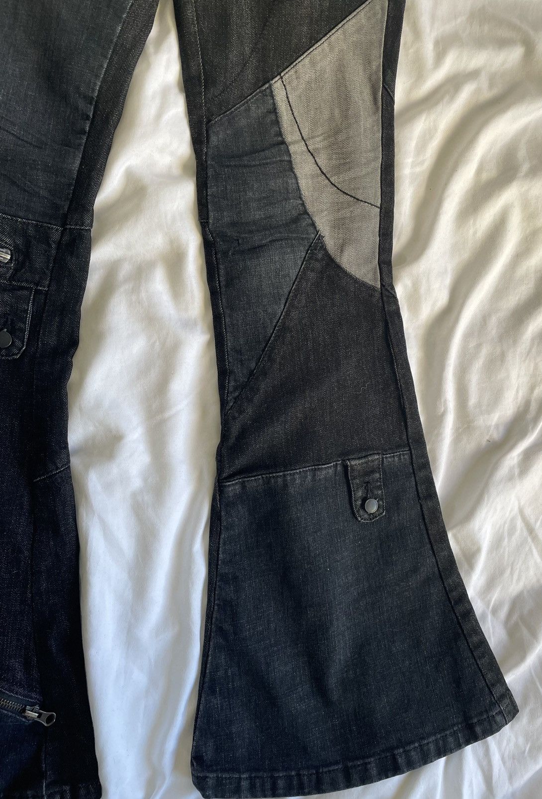 Band Tees × Vintage Rock Rebel Patchwork Zipper Detailed Flared Denim Size US 29 - 5 Thumbnail