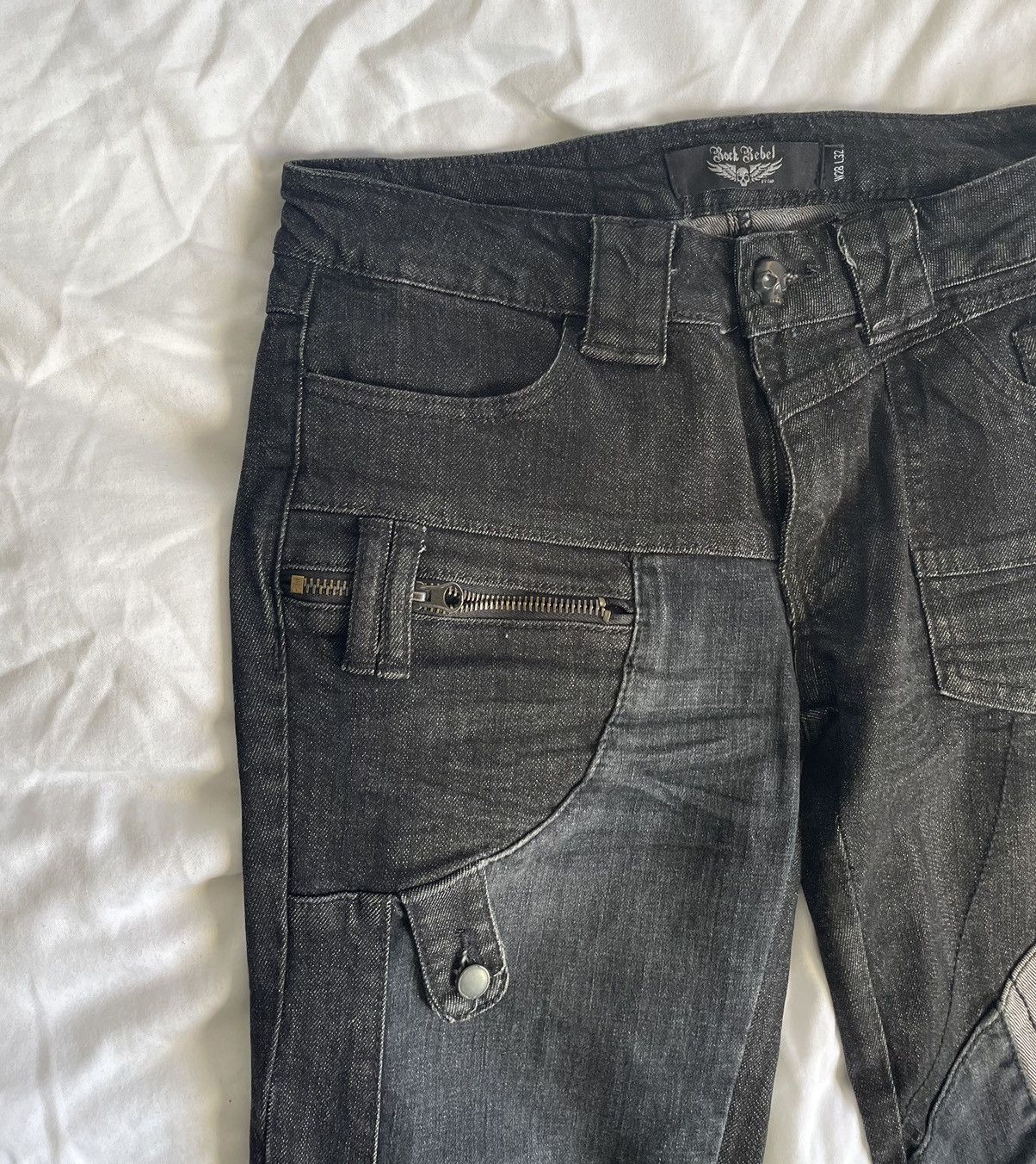 Band Tees × Vintage Rock Rebel Patchwork Zipper Detailed Flared Denim Size US 29 - 2 Thumbnail