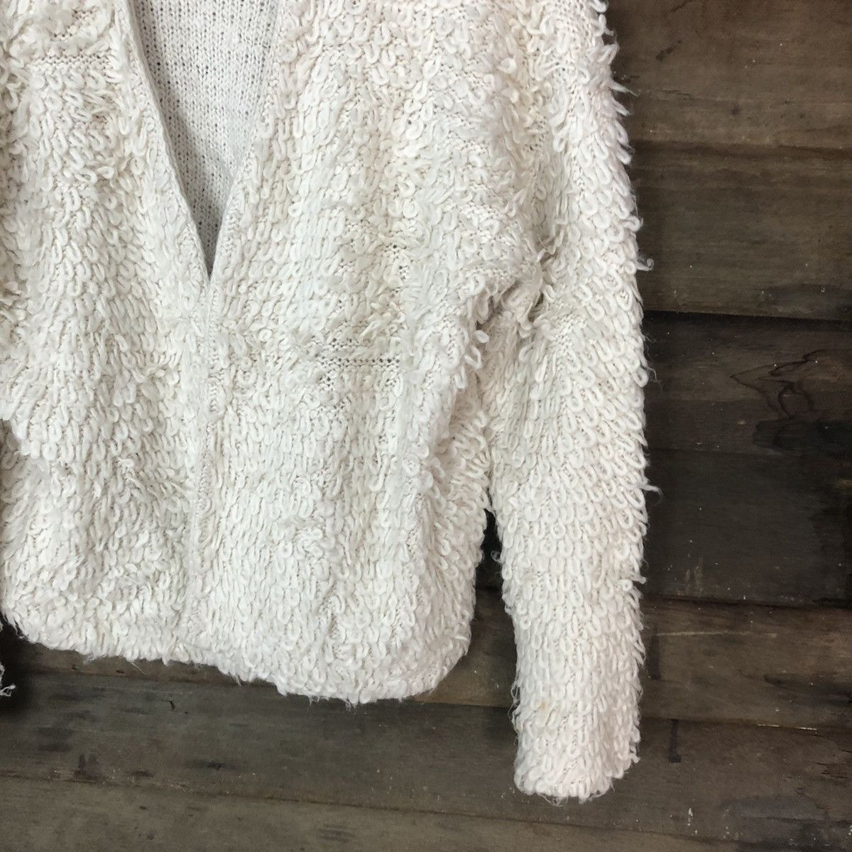 Japanese Brand GU White Mohair shaggy cardigan japan Knitwear #H345 Size US L / EU 52-54 / 3 - 5 Thumbnail