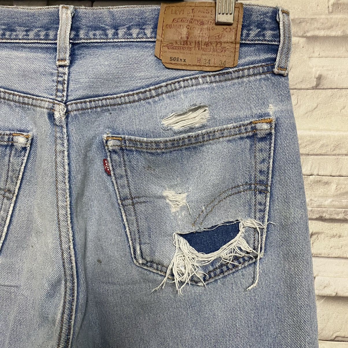 Levi's Vintage Levis 501xx Archive Grunge Jeans Distress 32x31 Size US 32 / EU 48 - 15 Thumbnail