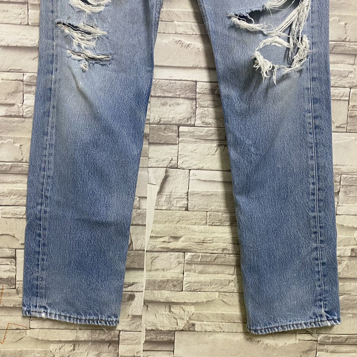 Levi's Vintage Levis 501xx Archive Grunge Jeans Distress 32x31 Size US 32 / EU 48 - 9 Thumbnail
