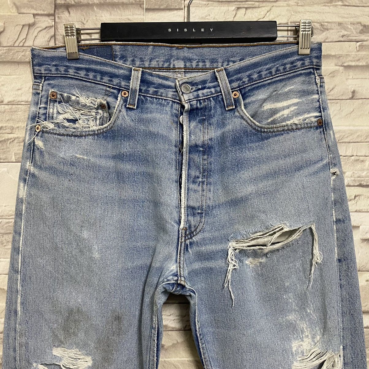Levi's Vintage Levis 501xx Archive Grunge Jeans Distress 32x31 Size US 32 / EU 48 - 4 Thumbnail