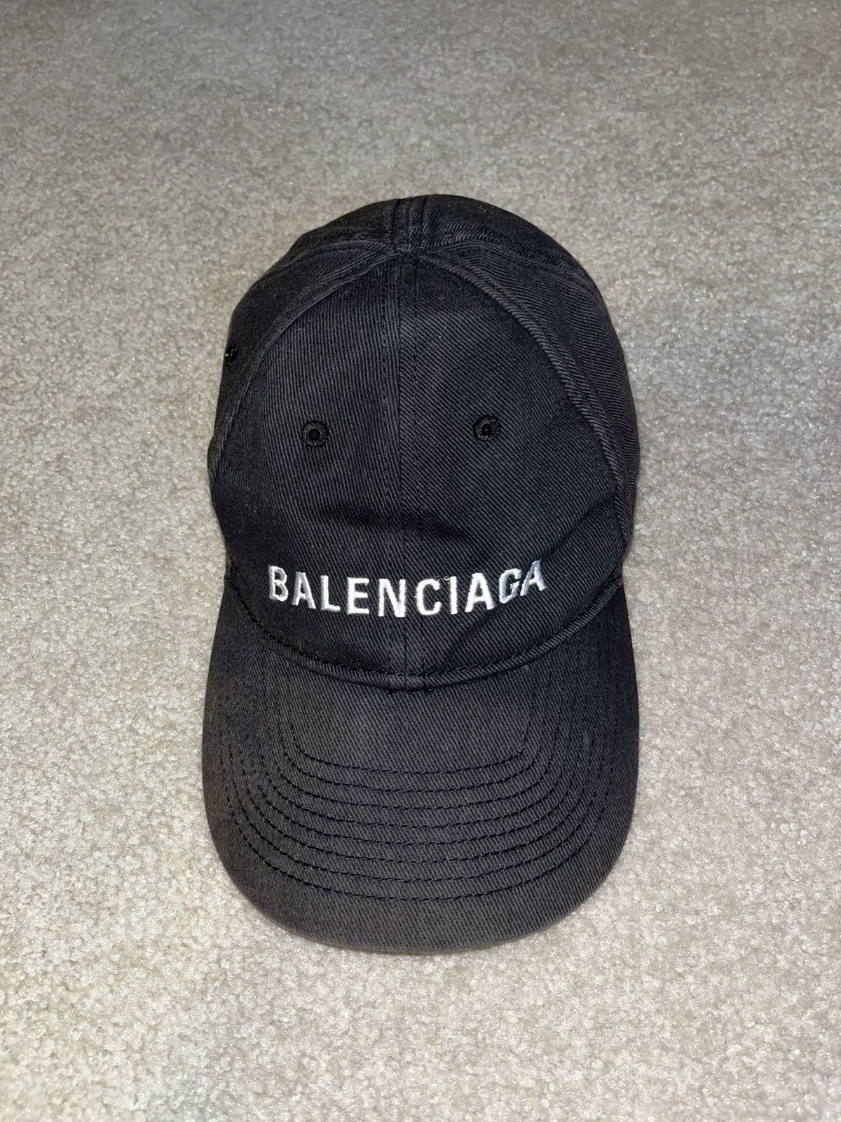 Dripping Fem udskille Balenciaga Balenciaga SS17 archetype hat | Grailed