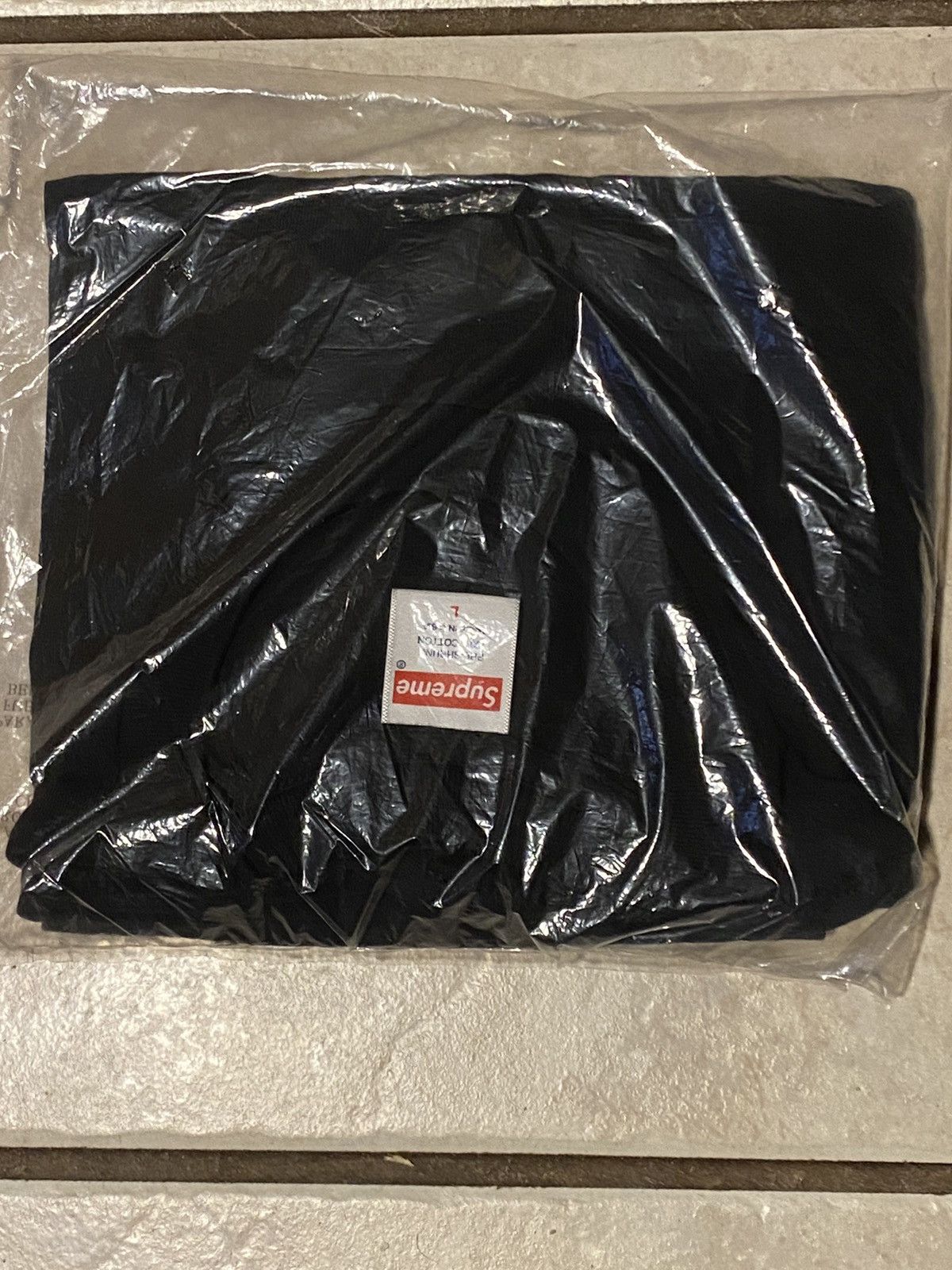 Supreme Supreme Sticker Tee Size US L / EU 52-54 / 3 - 4 Thumbnail