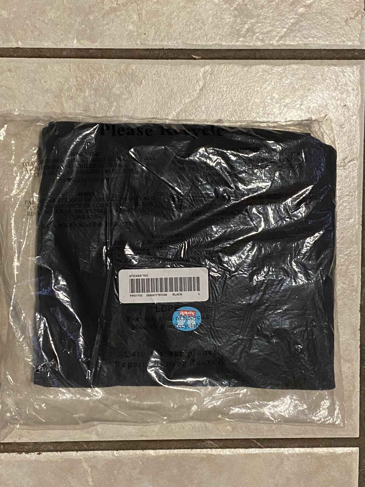 Supreme Supreme Sticker Tee Size US L / EU 52-54 / 3 - 2 Thumbnail