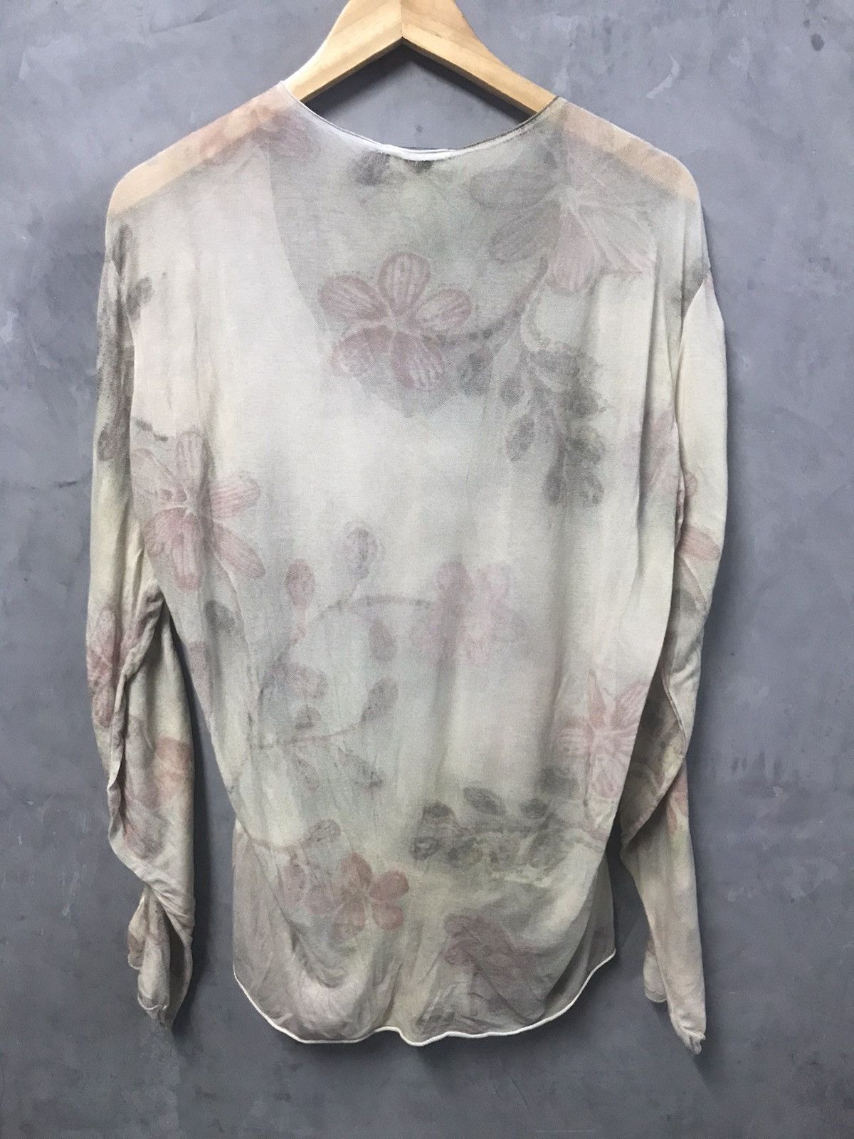 Transit TRANSIT Longsleeve OverPrint Geisha Motif Size US M / EU 48-50 / 2 - 11 Thumbnail