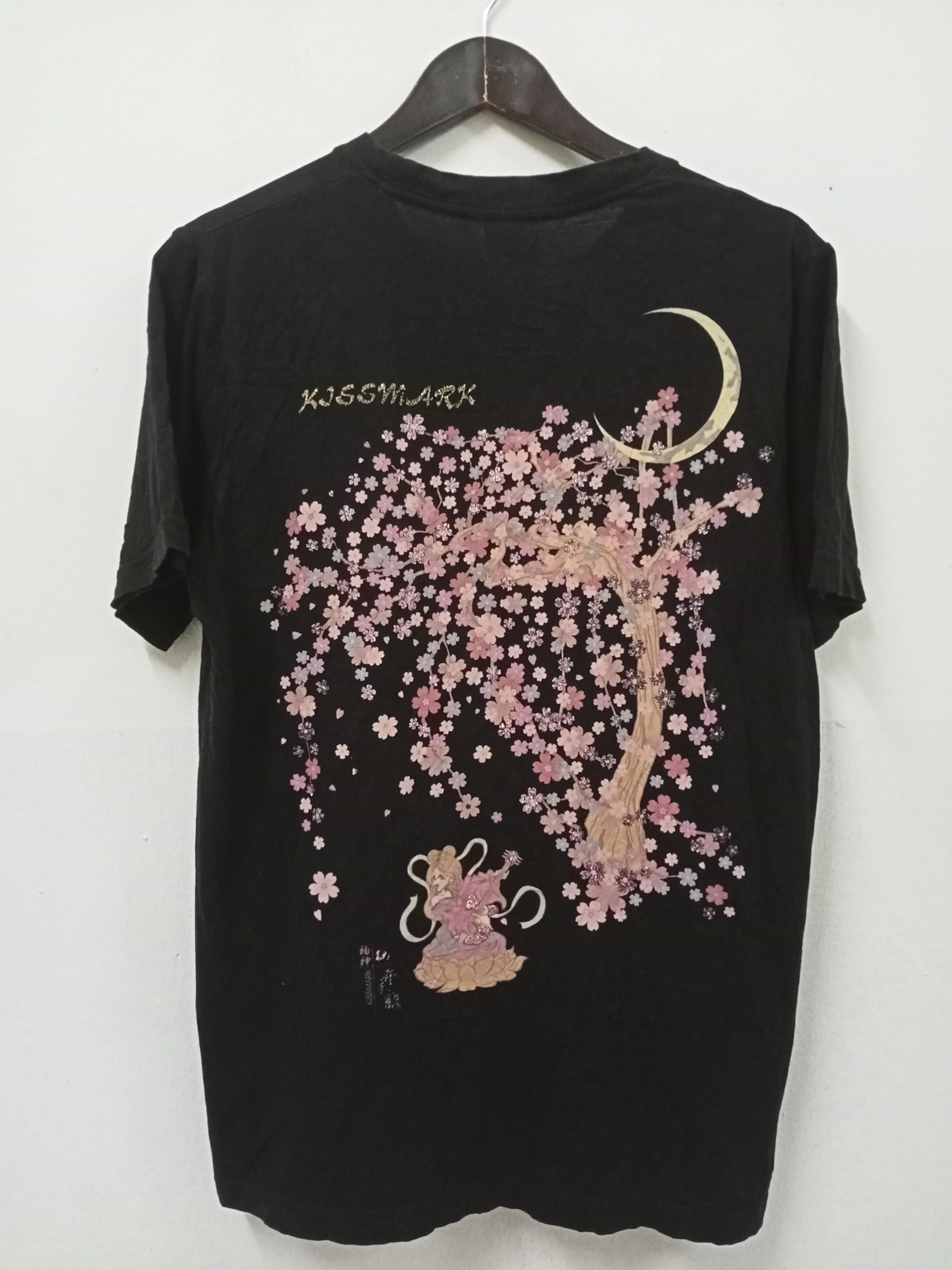 Japanese Brand KISSMARK Sakura Blossom Art T shirt Size US M / EU 48-50 / 2 - 1 Thumbnail