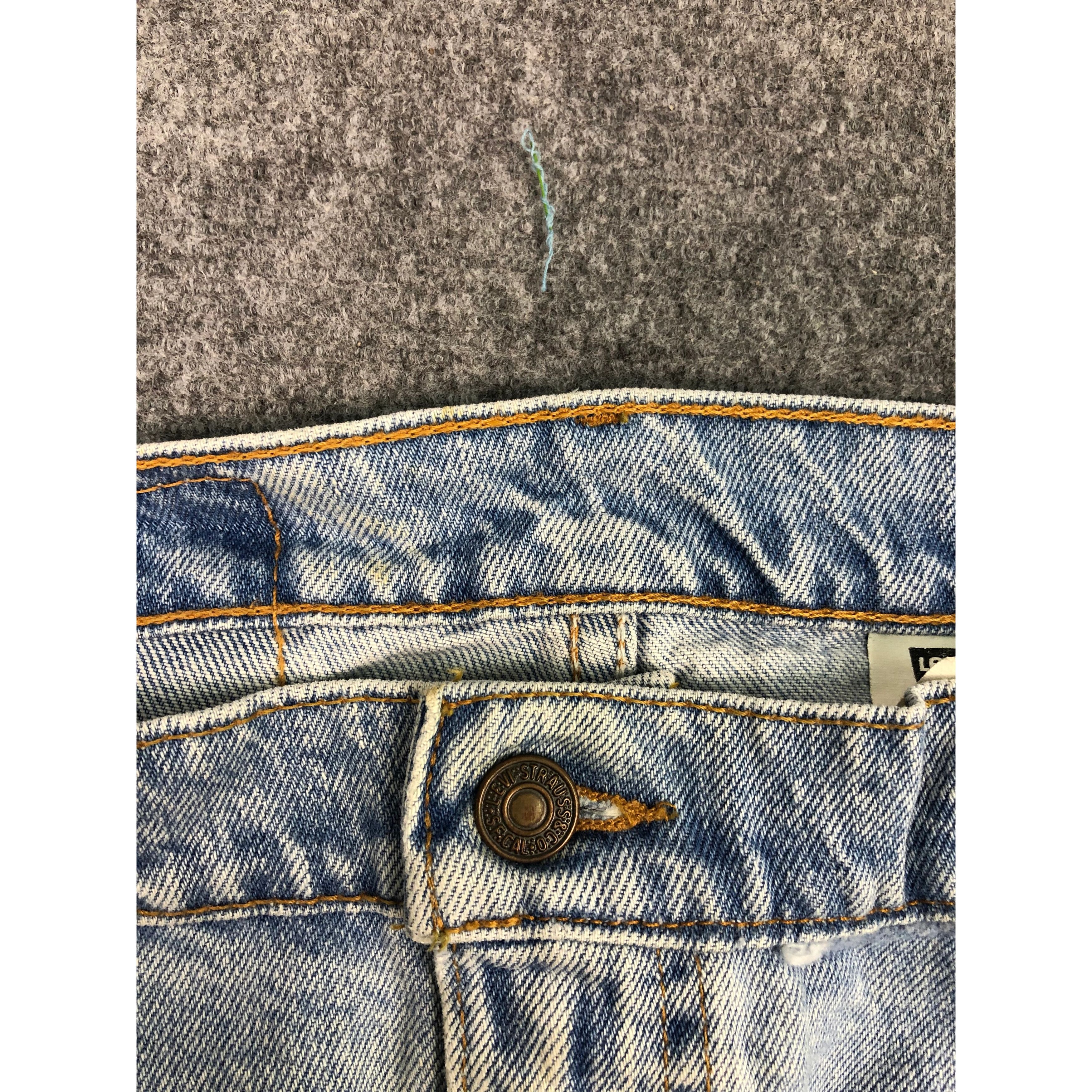 Levi's Vintage 90s Levis 560 Loose Fit Lightwash Jeans DP0571 Size US 41 - 7 Thumbnail