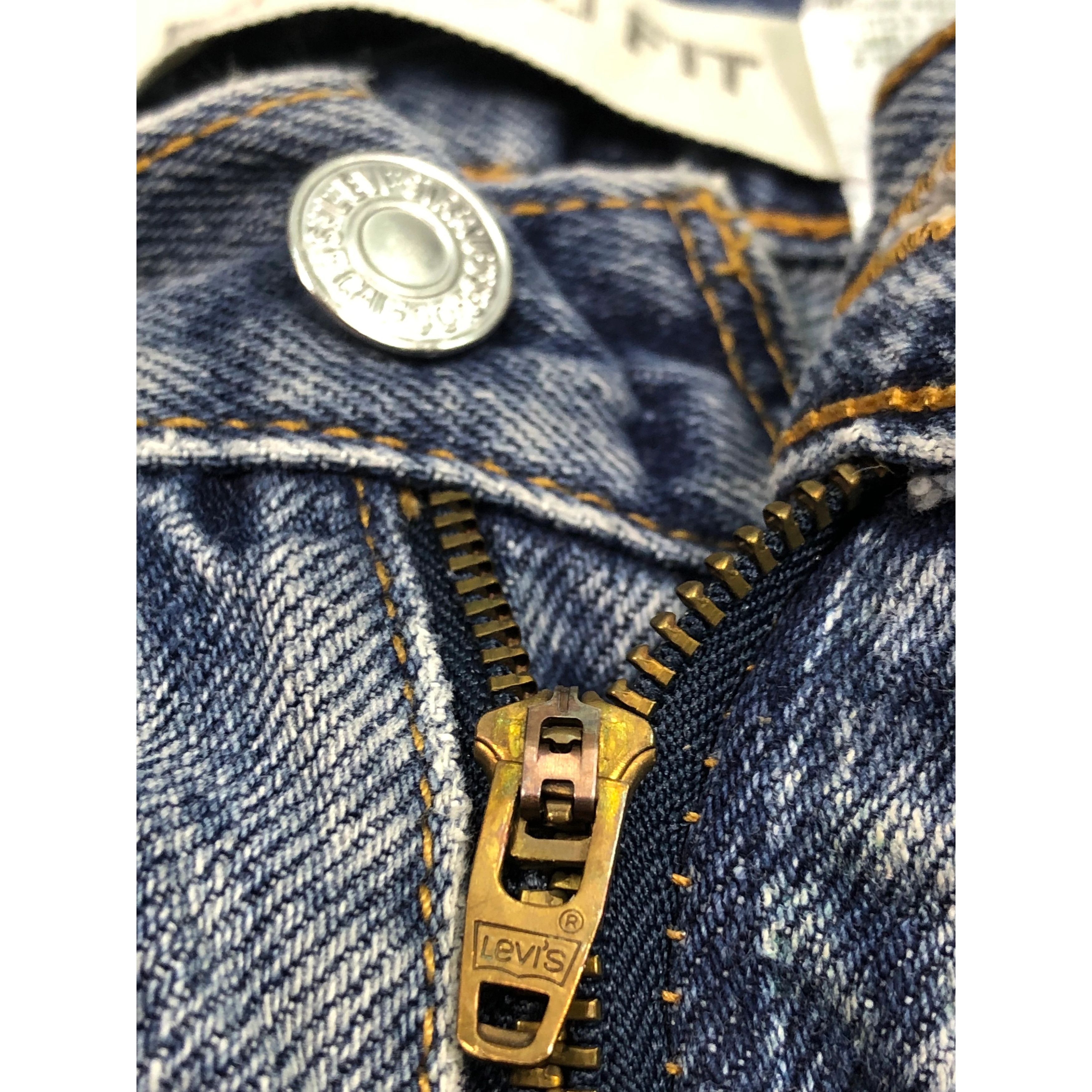 Levi's Vintage Levis 550 Relaxed Fit Faded Denim DP0152 Size US 38 / EU 54 - 8 Thumbnail