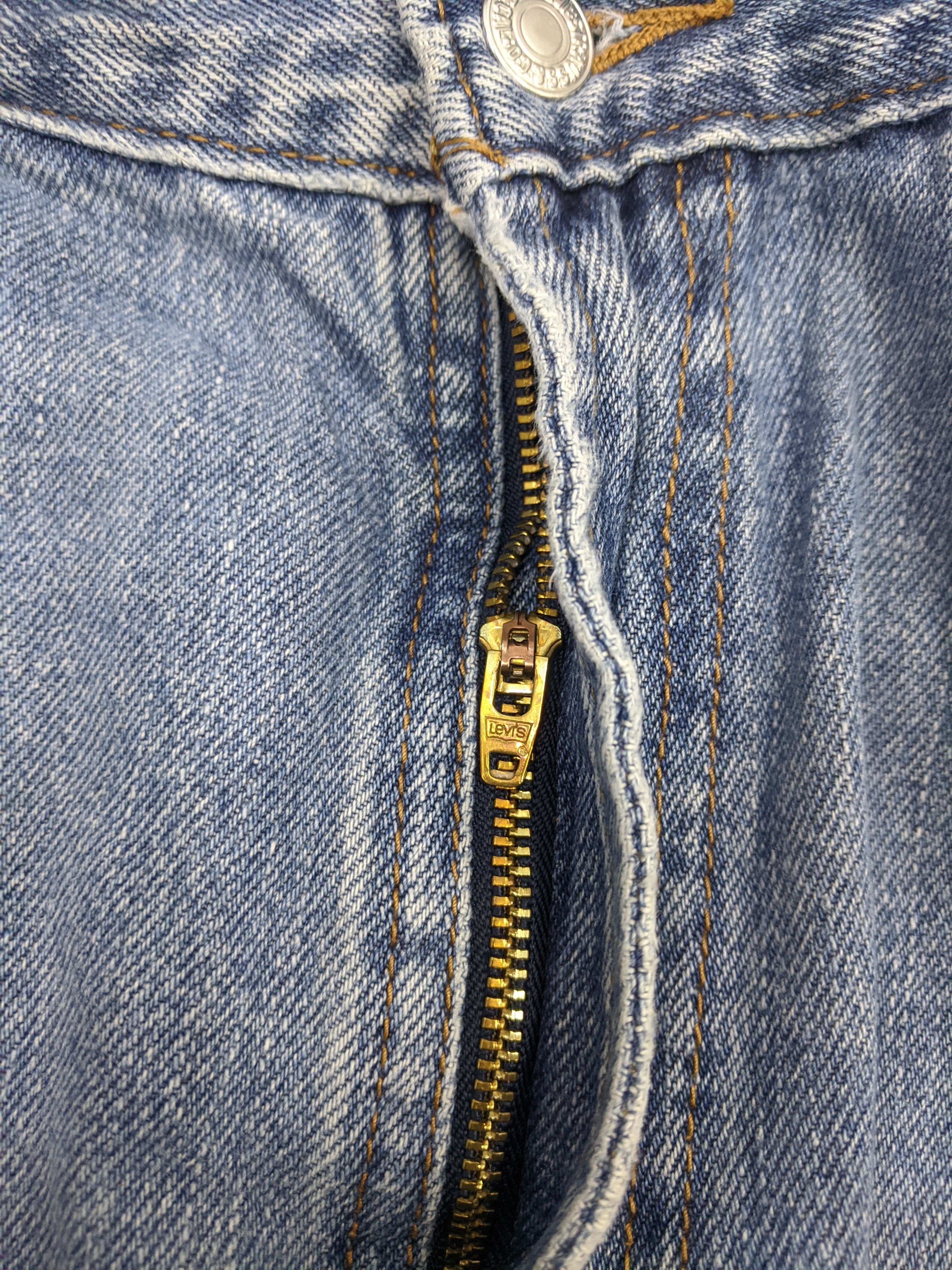 Levi's Vintage Levis 505 Light Wash Jeans DP0728 Size US 36 / EU 52 - 12 Thumbnail