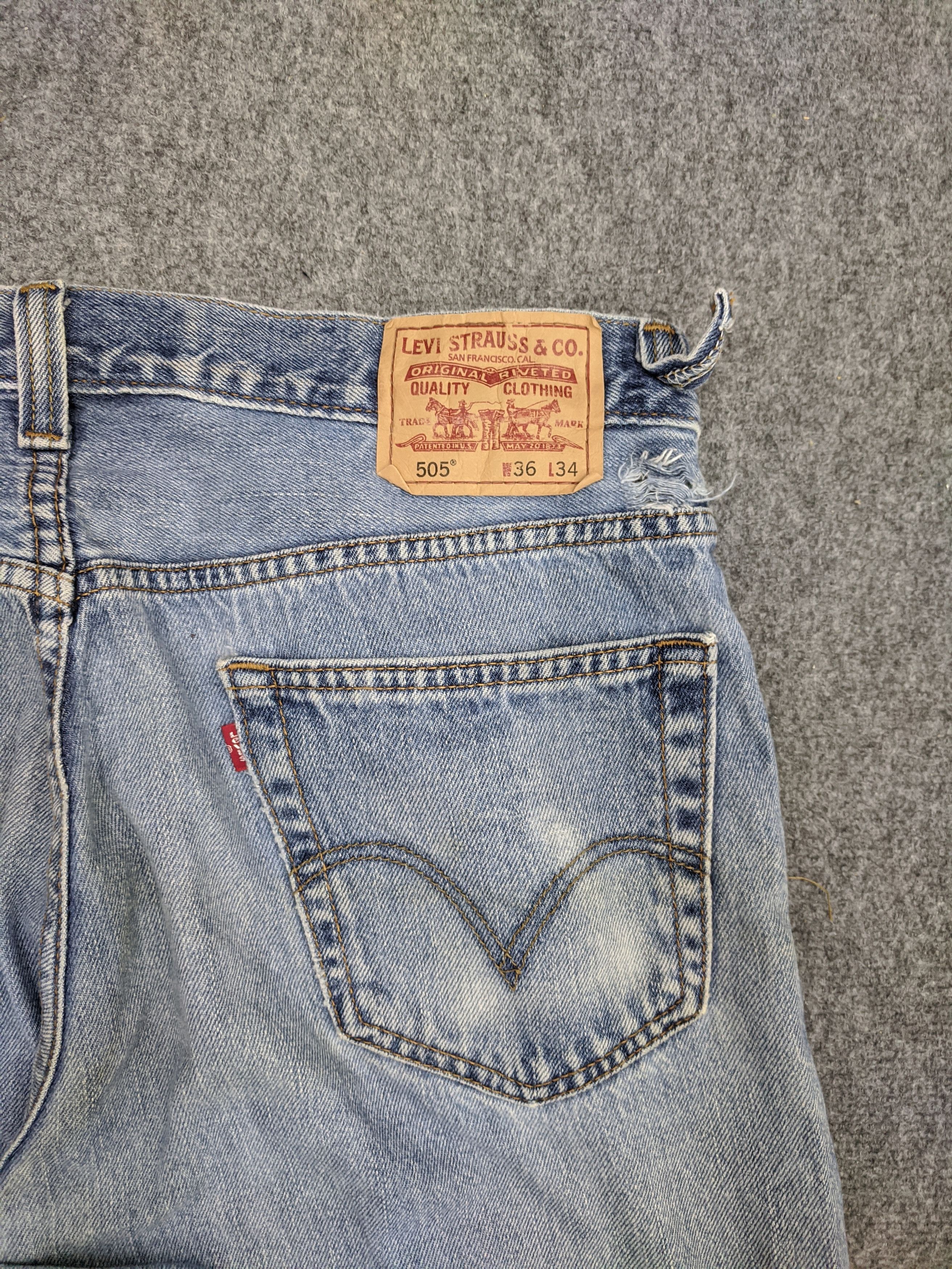 Levi's Vintage Levis 505 Light Wash Jeans DP0728 Size US 36 / EU 52 - 13 Thumbnail
