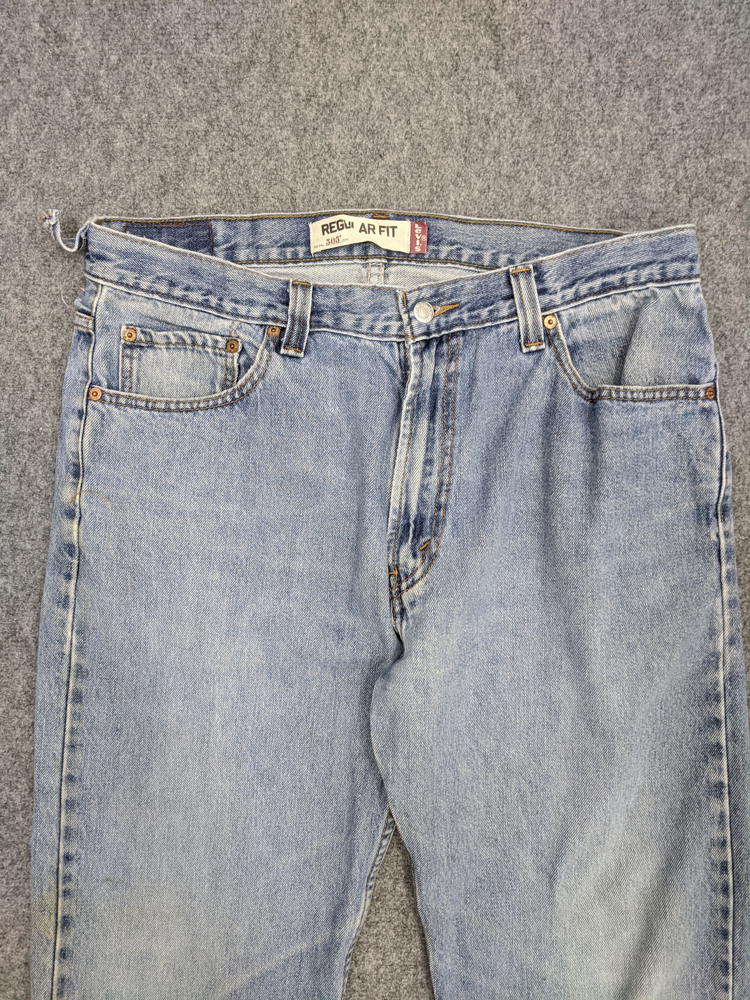 Levi's Vintage Levis 505 Light Wash Jeans DP0728 Size US 36 / EU 52 - 2 Thumbnail