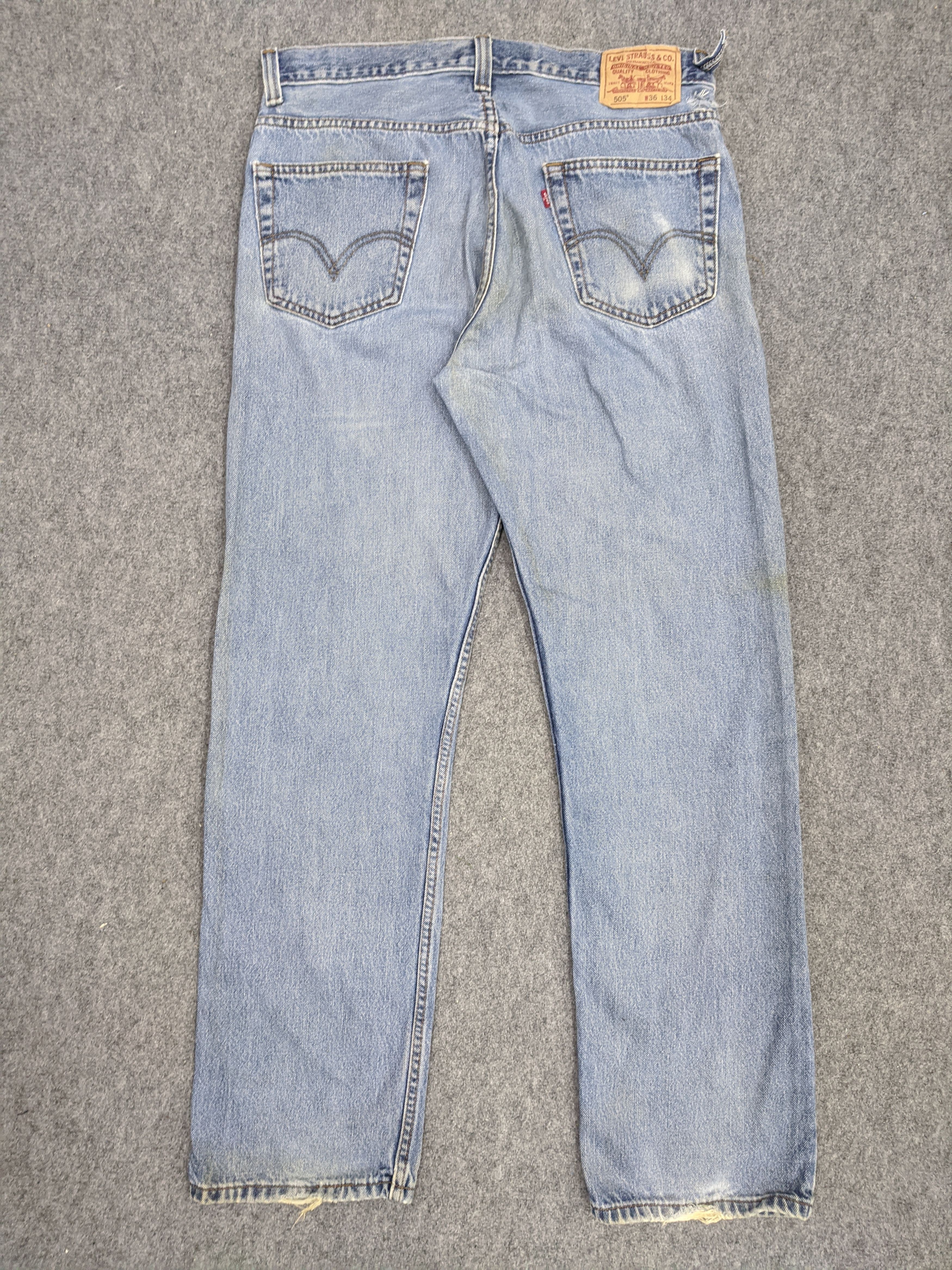 Levi's Vintage Levis 505 Light Wash Jeans DP0728 Size US 36 / EU 52 - 3 Thumbnail