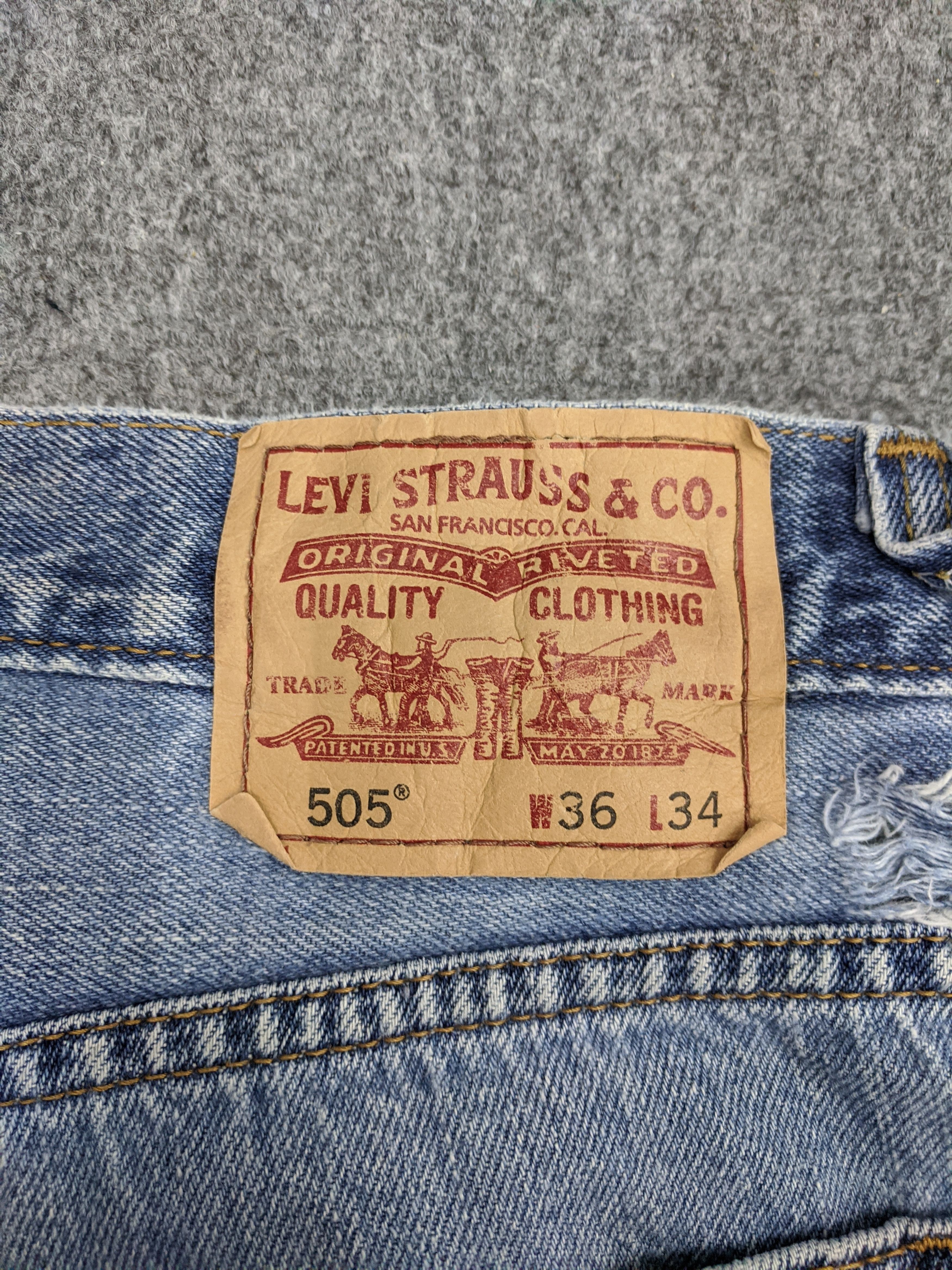 Levi's Vintage Levis 505 Light Wash Jeans DP0728 Size US 36 / EU 52 - 5 Thumbnail