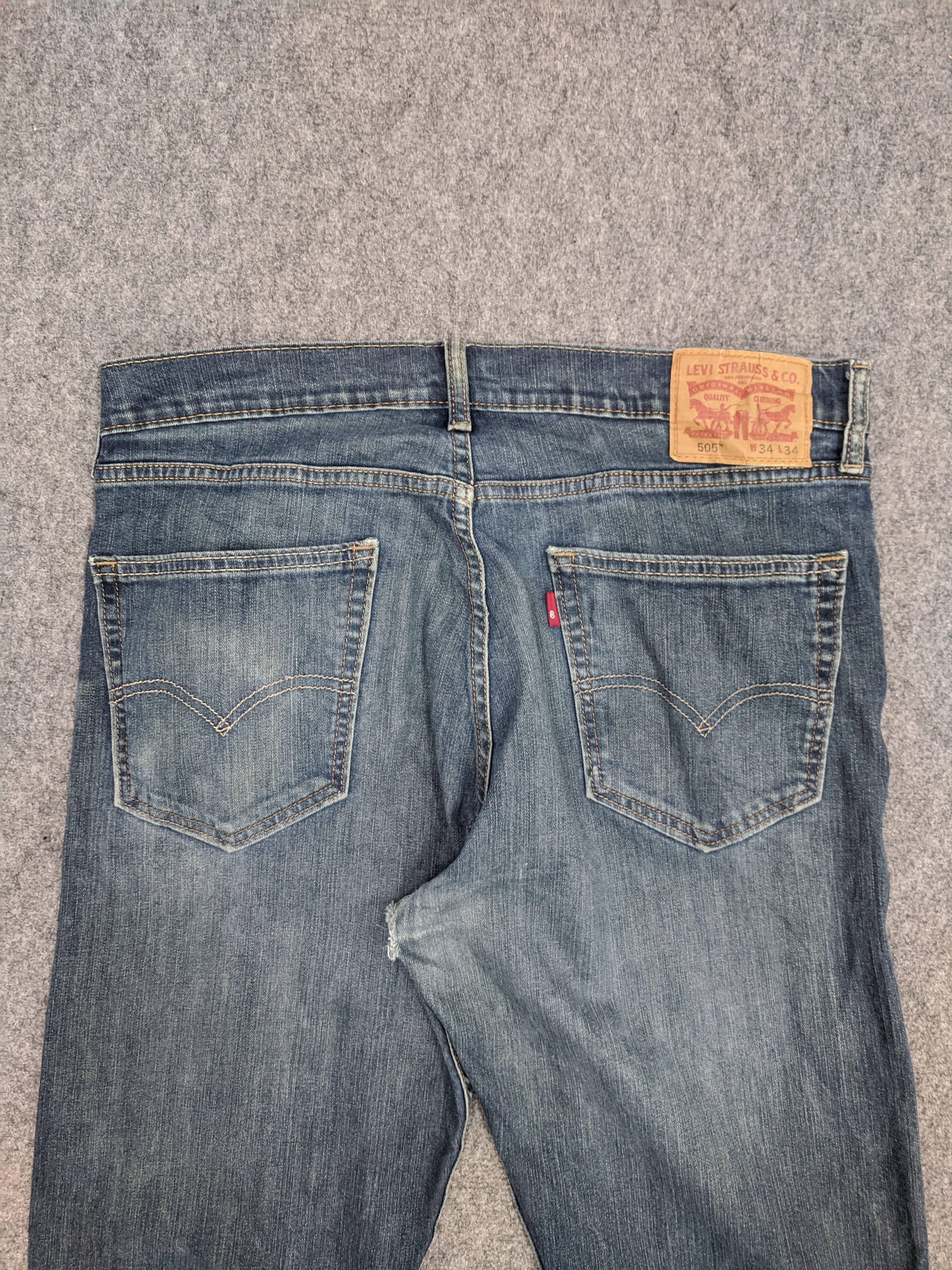 Levi's Vintage Levis 505 Light Wash Jeans DP0841 Size US 35 - 4 Thumbnail