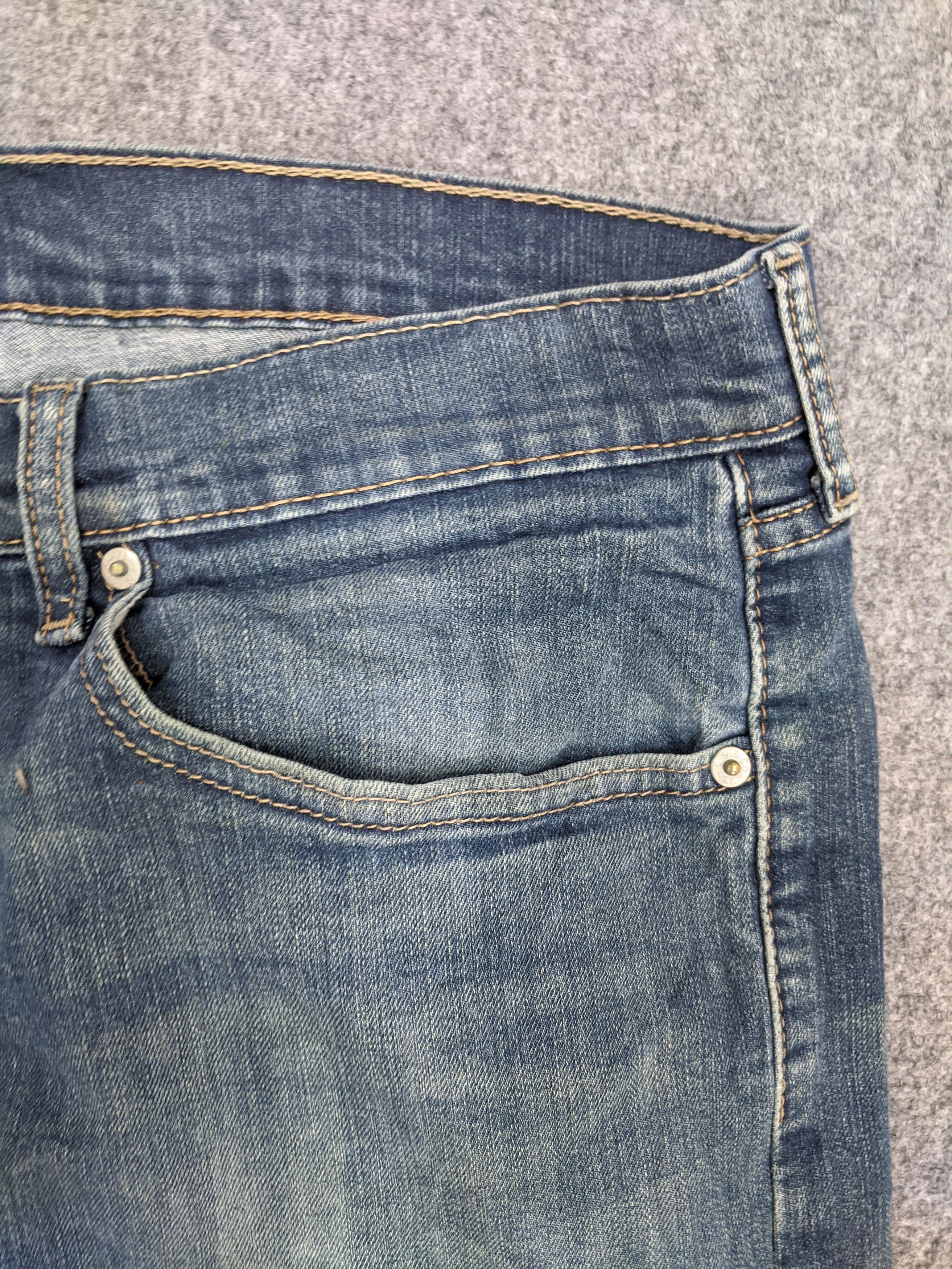 Levi's Vintage Levis 505 Light Wash Jeans DP0841 Size US 35 - 8 Thumbnail