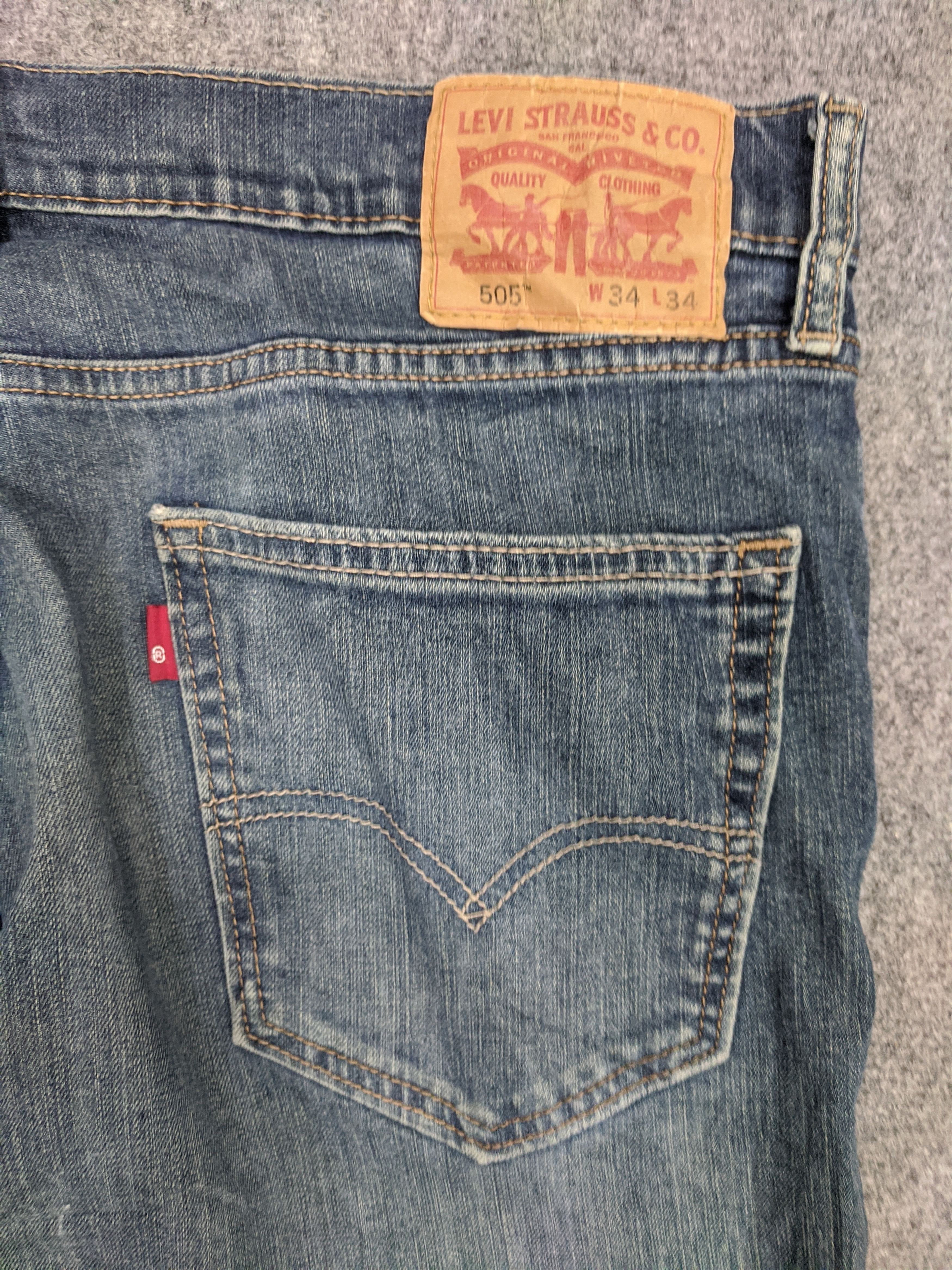 Levi's Vintage Levis 505 Light Wash Jeans DP0841 Size US 35 - 13 Thumbnail