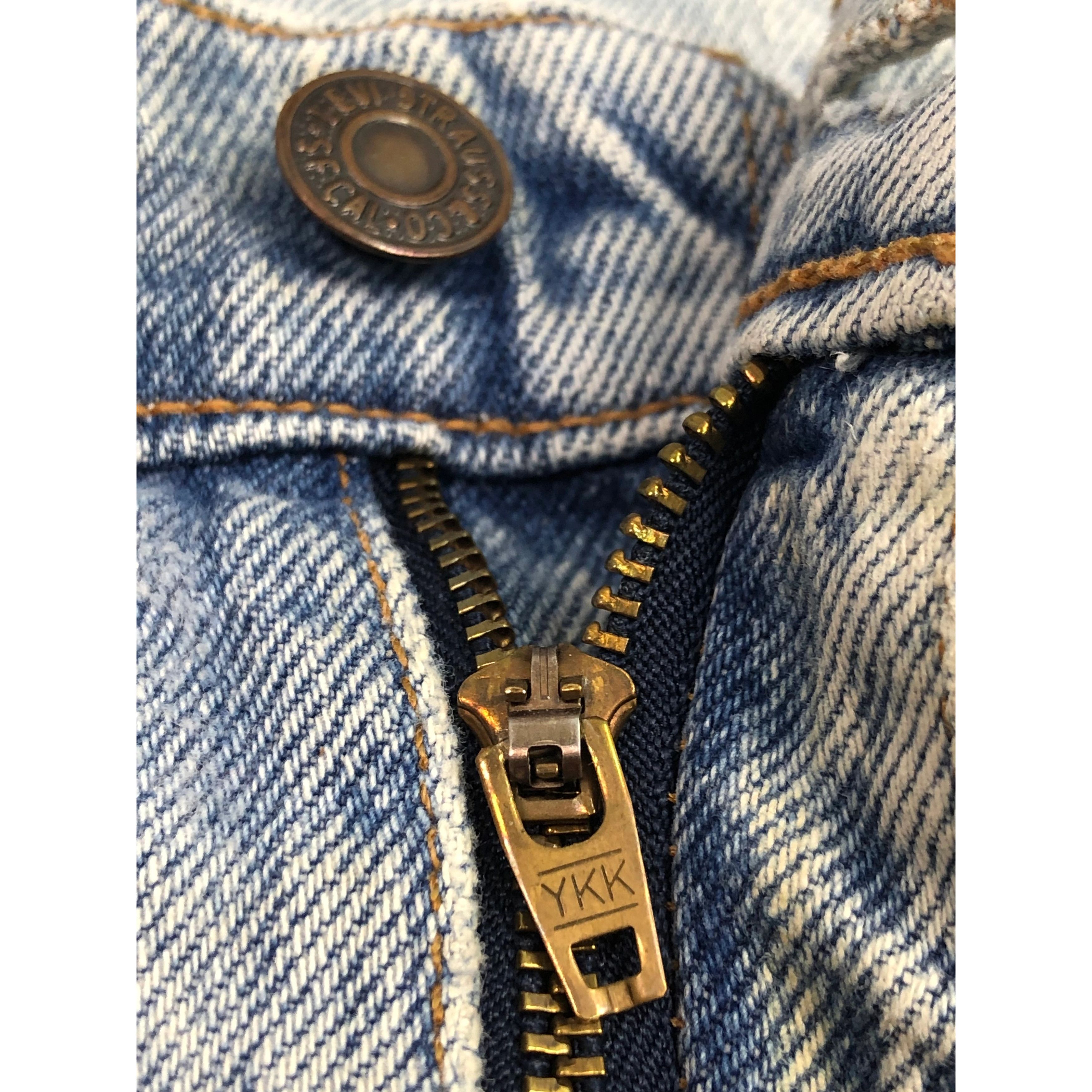 Levi's Vintage 90s Levis 550 Jeans Lightwash DP0416 Size US 36 / EU 52 - 7 Thumbnail