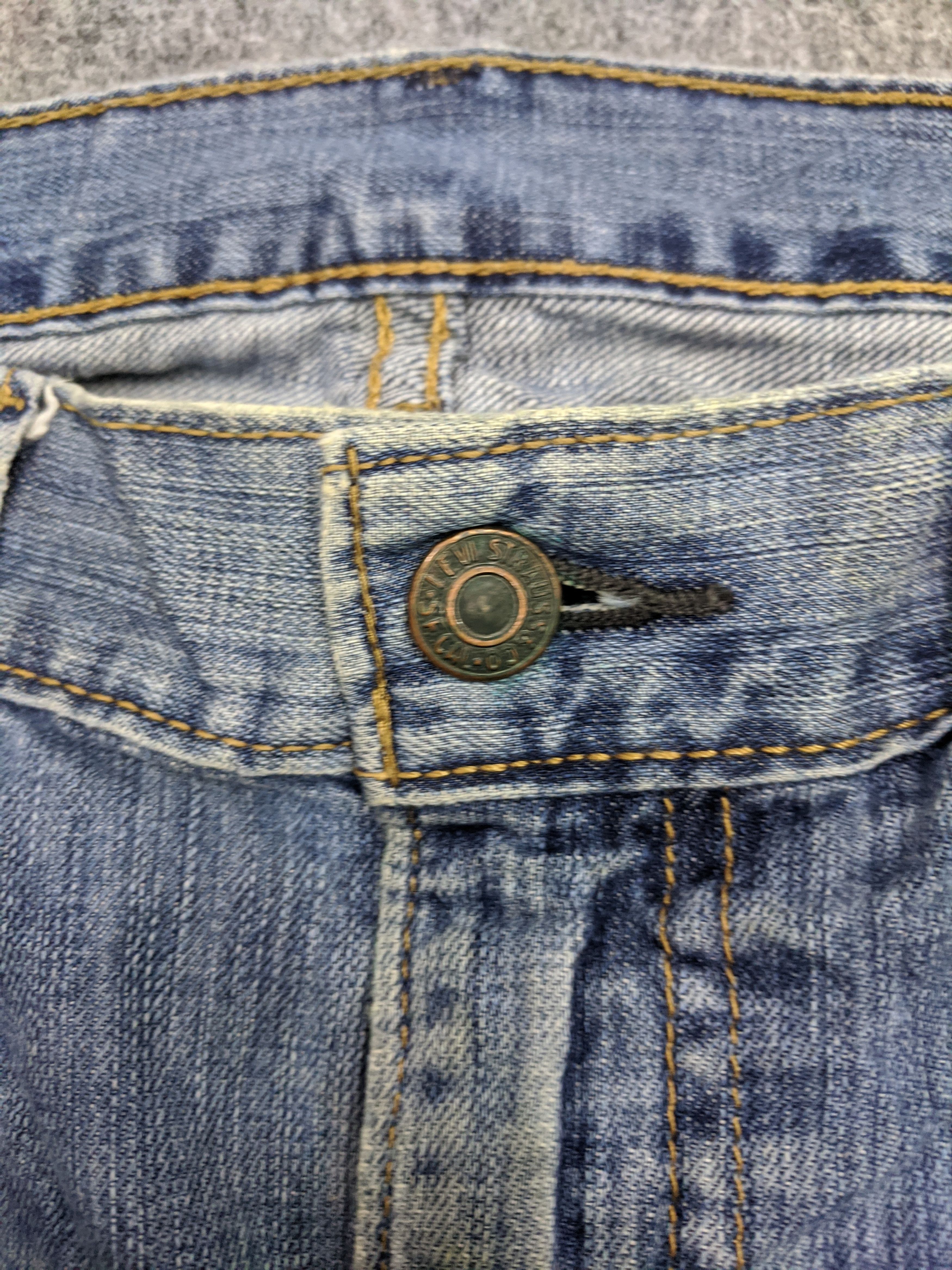 Levi's Vintage Levis 505 Light Wash Jeans DP0865 Size US 35 - 7 Thumbnail