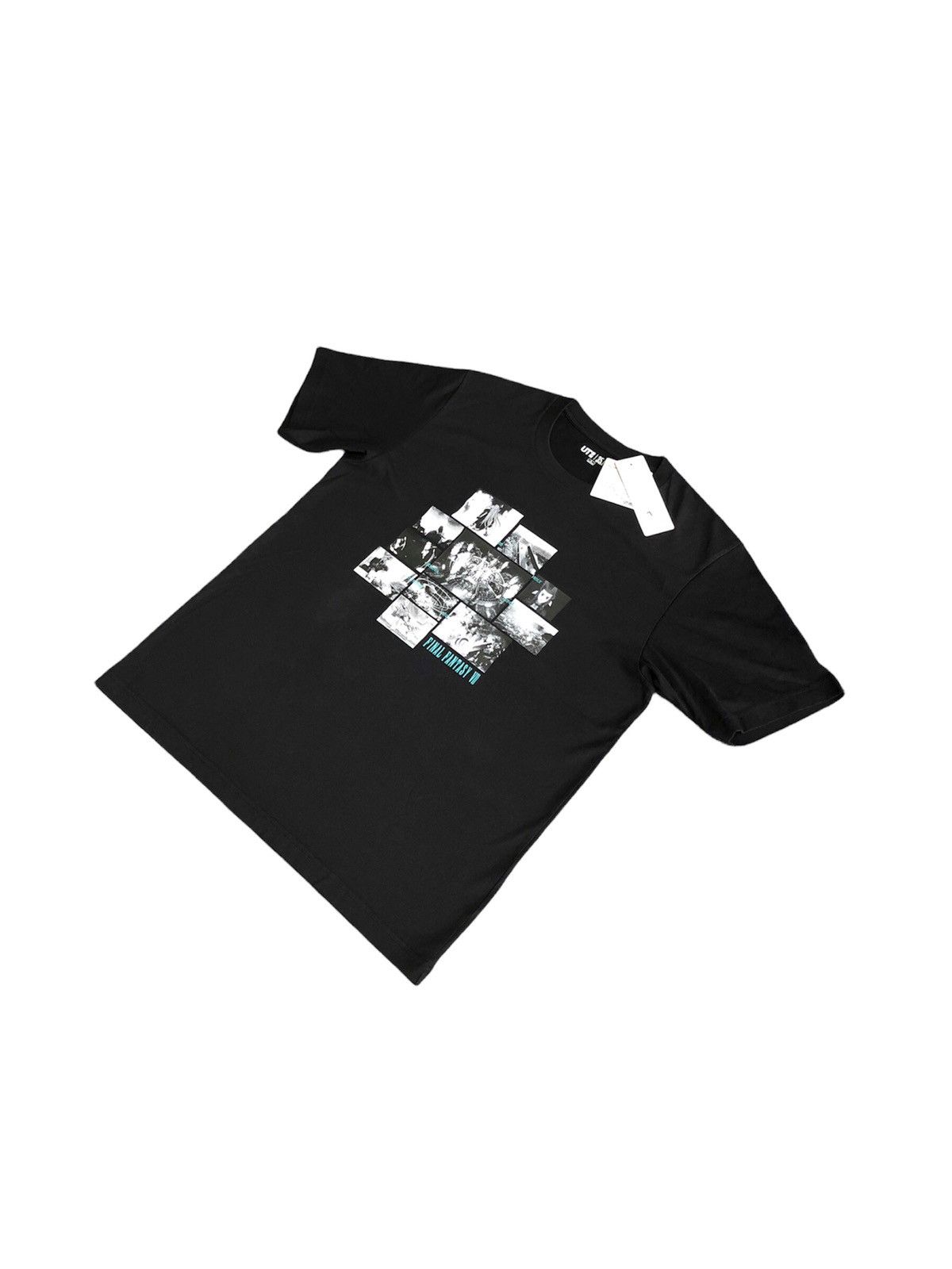 Anime × Uniqlo 35th Anniversary Final Fantasy UT / Uniqlo collection Size US L / EU 52-54 / 3 - 4 Thumbnail