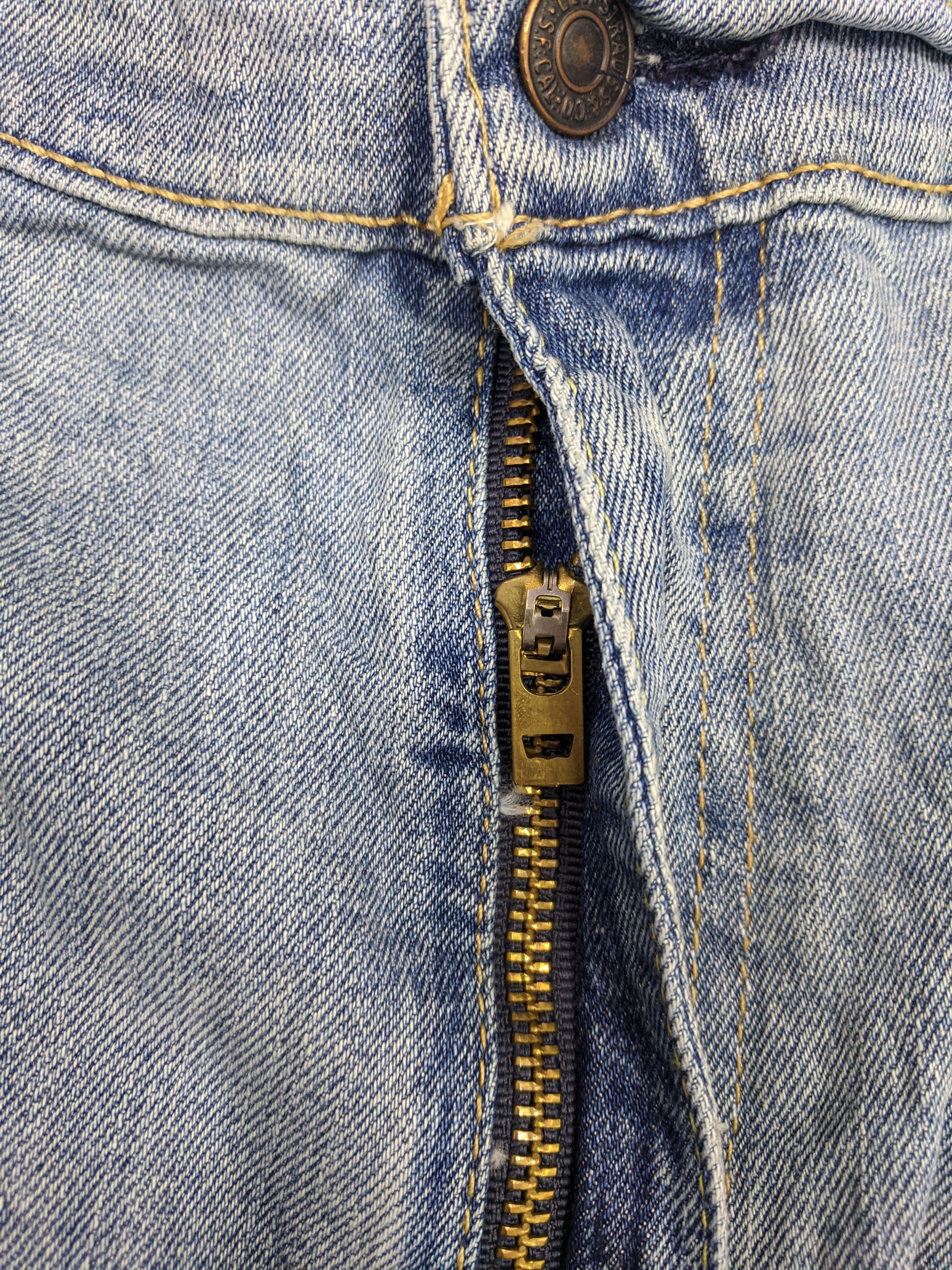 Levi's Vintage Levis 505 Light Wash Jeans DP0860 Size US 42 / EU 58 - 9 Thumbnail