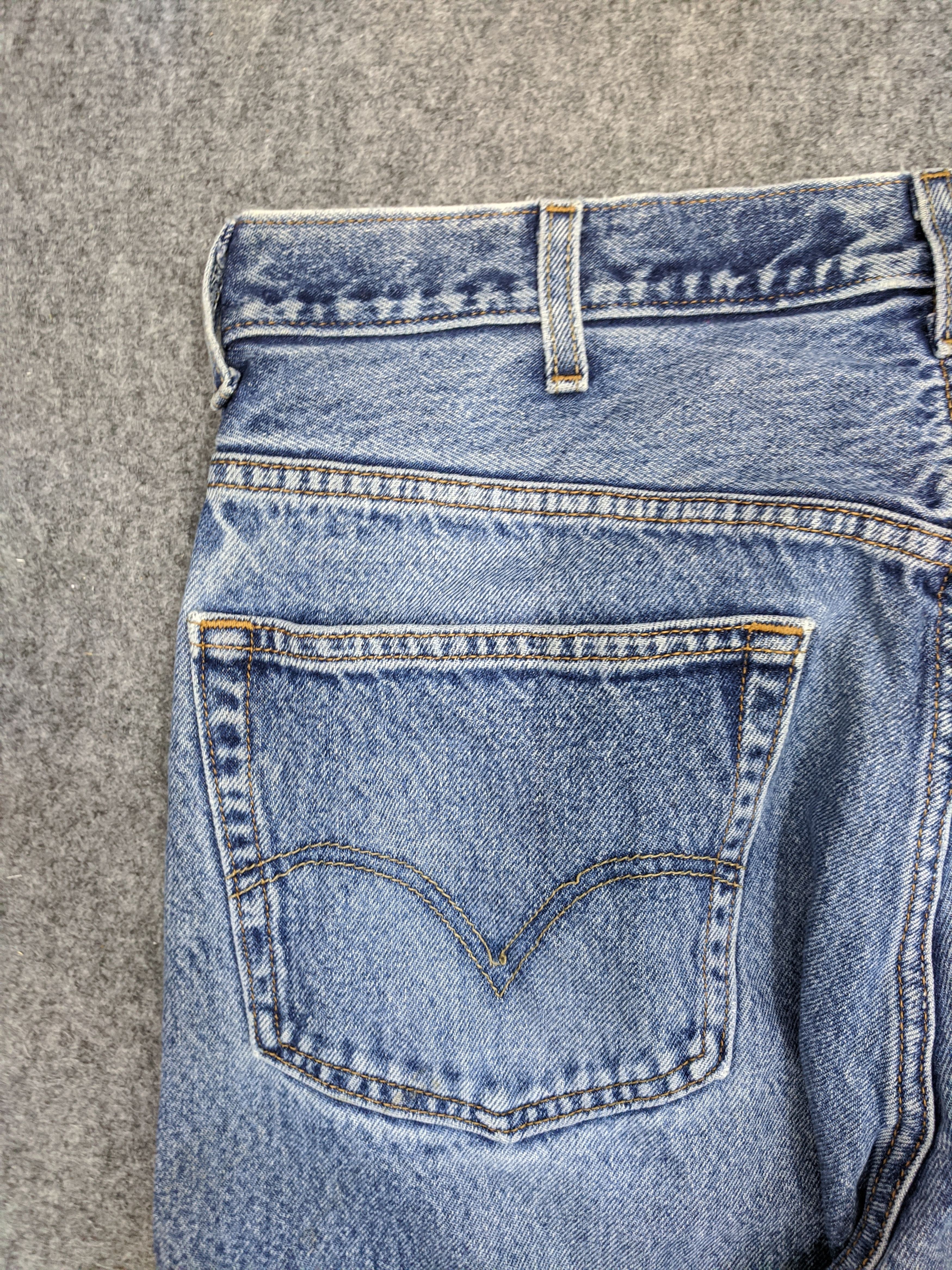 Levi's Vintage Levis 505 Light Wash Jeans DP0859 Size US 39 - 14 Thumbnail