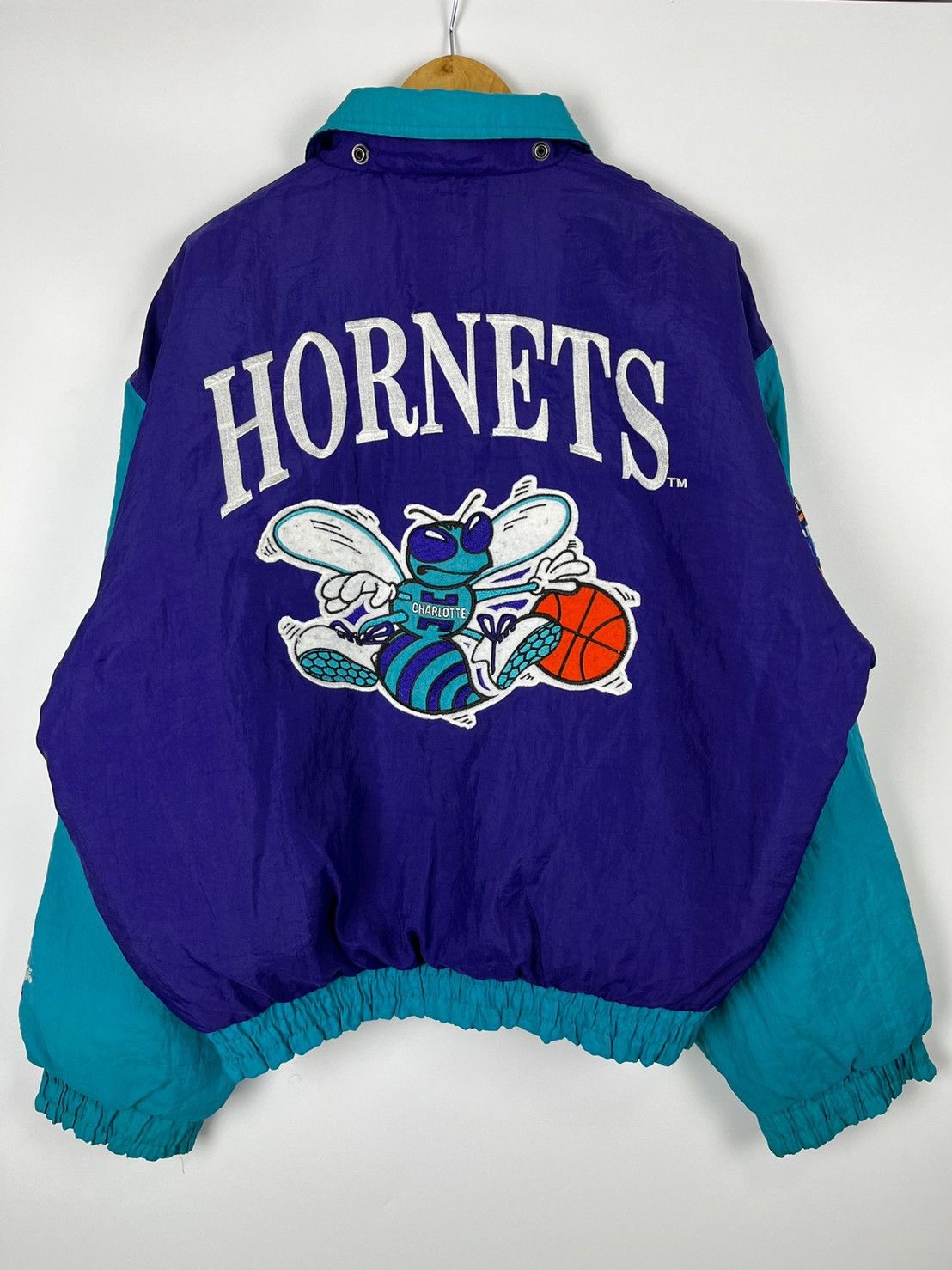 NBA × Nutmeg × Vintage Vintage Charlotte Hornets 90's NBA 1/4 Zip
