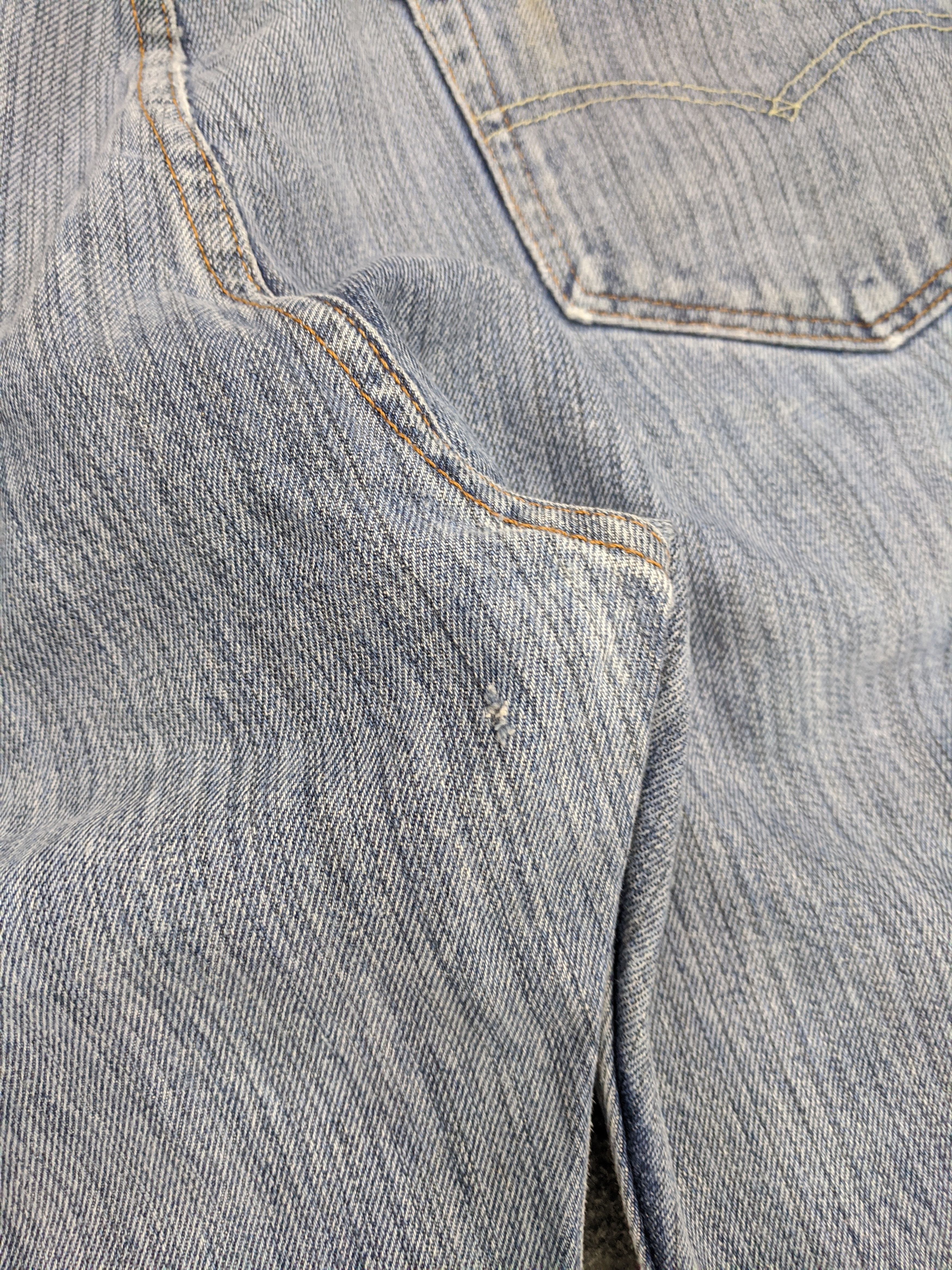 Levi's Vintage Levis 505 Light Wash Jeans DP0882 Size US 39 - 18 Thumbnail