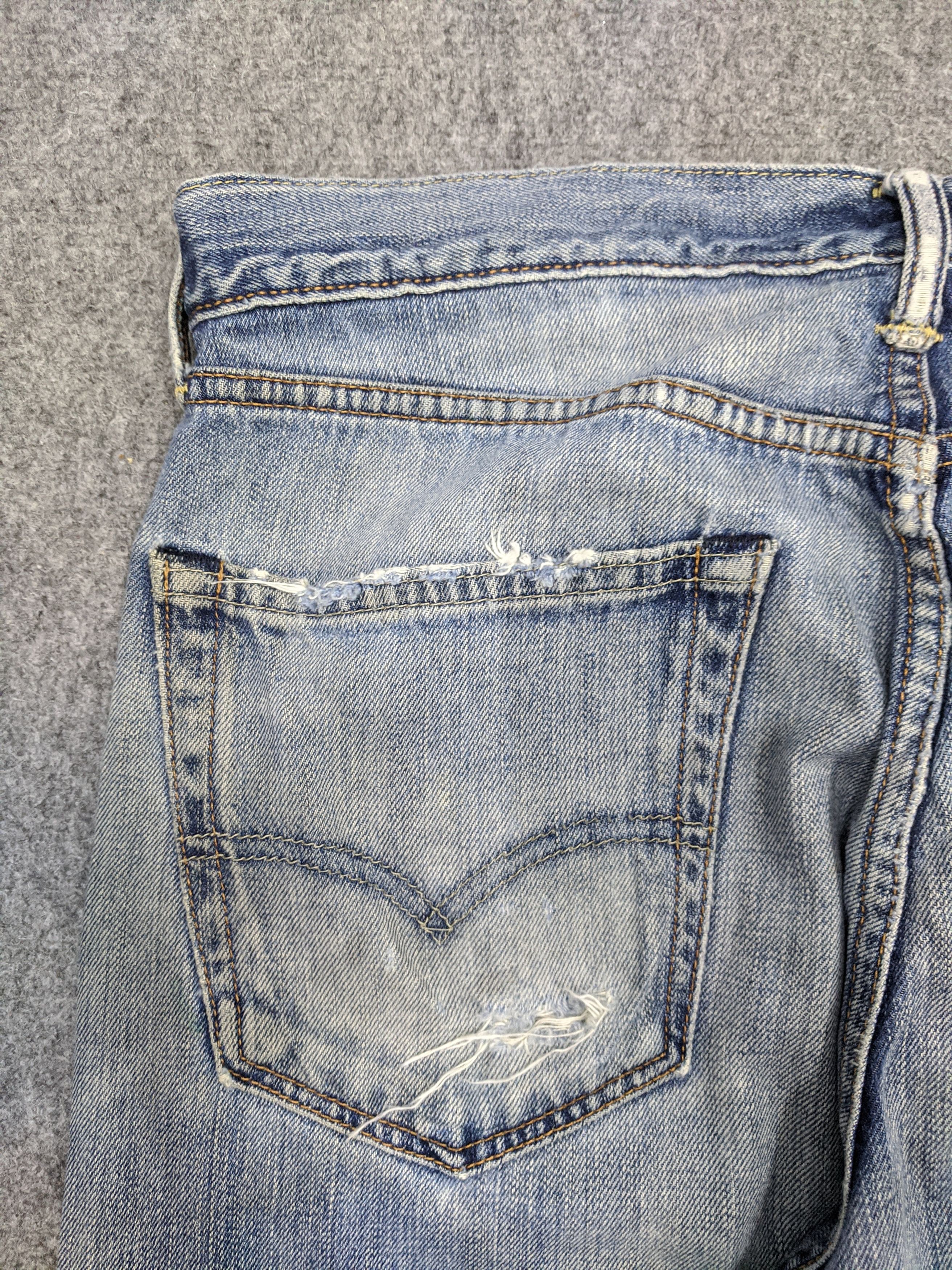 Levi's Vintage Levis 505 Light Wash Jeans DP0880 Size US 35 - 14 Thumbnail