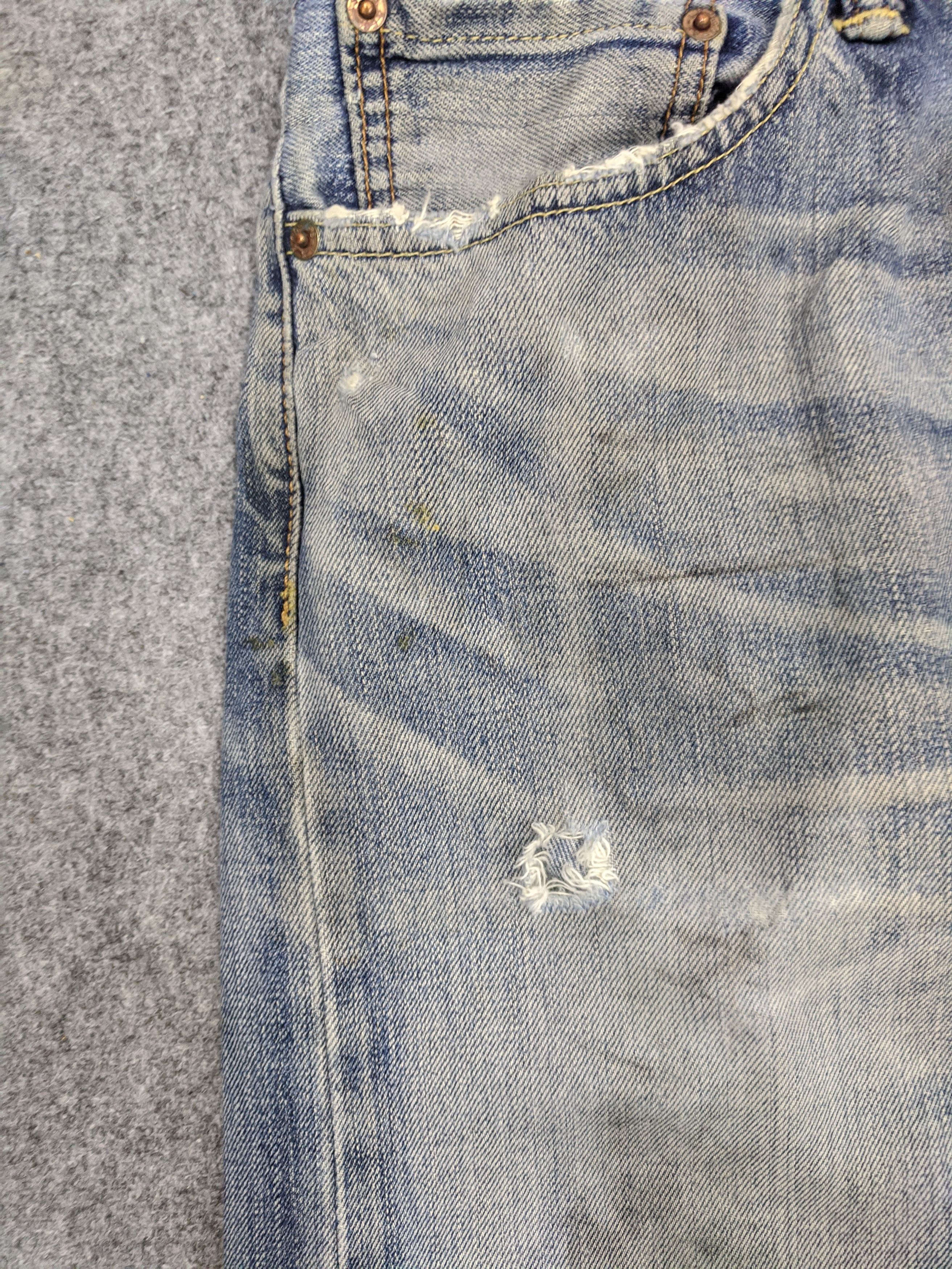 Levi's Vintage Levis 505 Light Wash Jeans DP0880 Size US 35 - 10 Thumbnail
