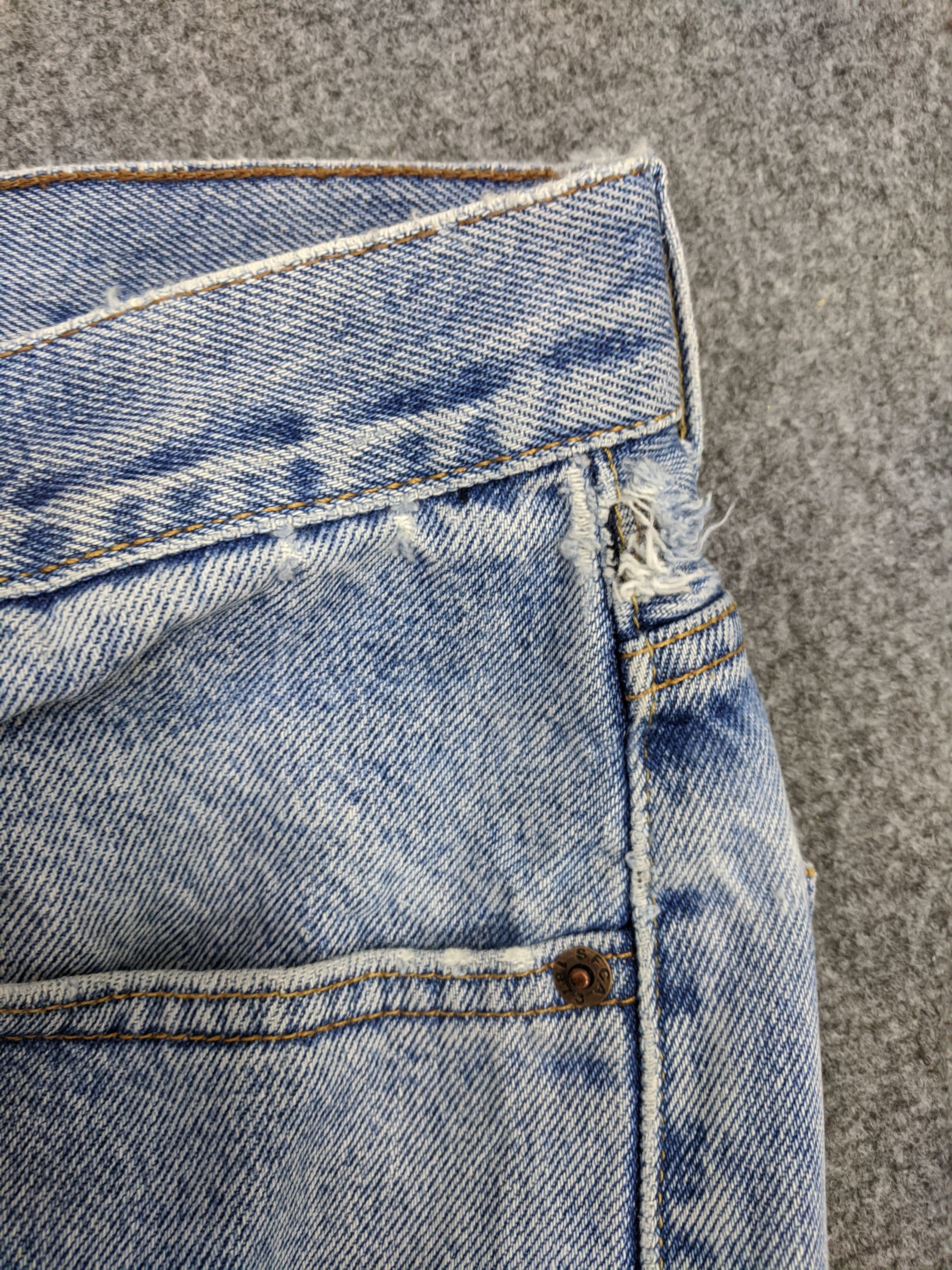 Levi's Vintage Levis Jeans DP0872 Size US 35 - 15 Thumbnail