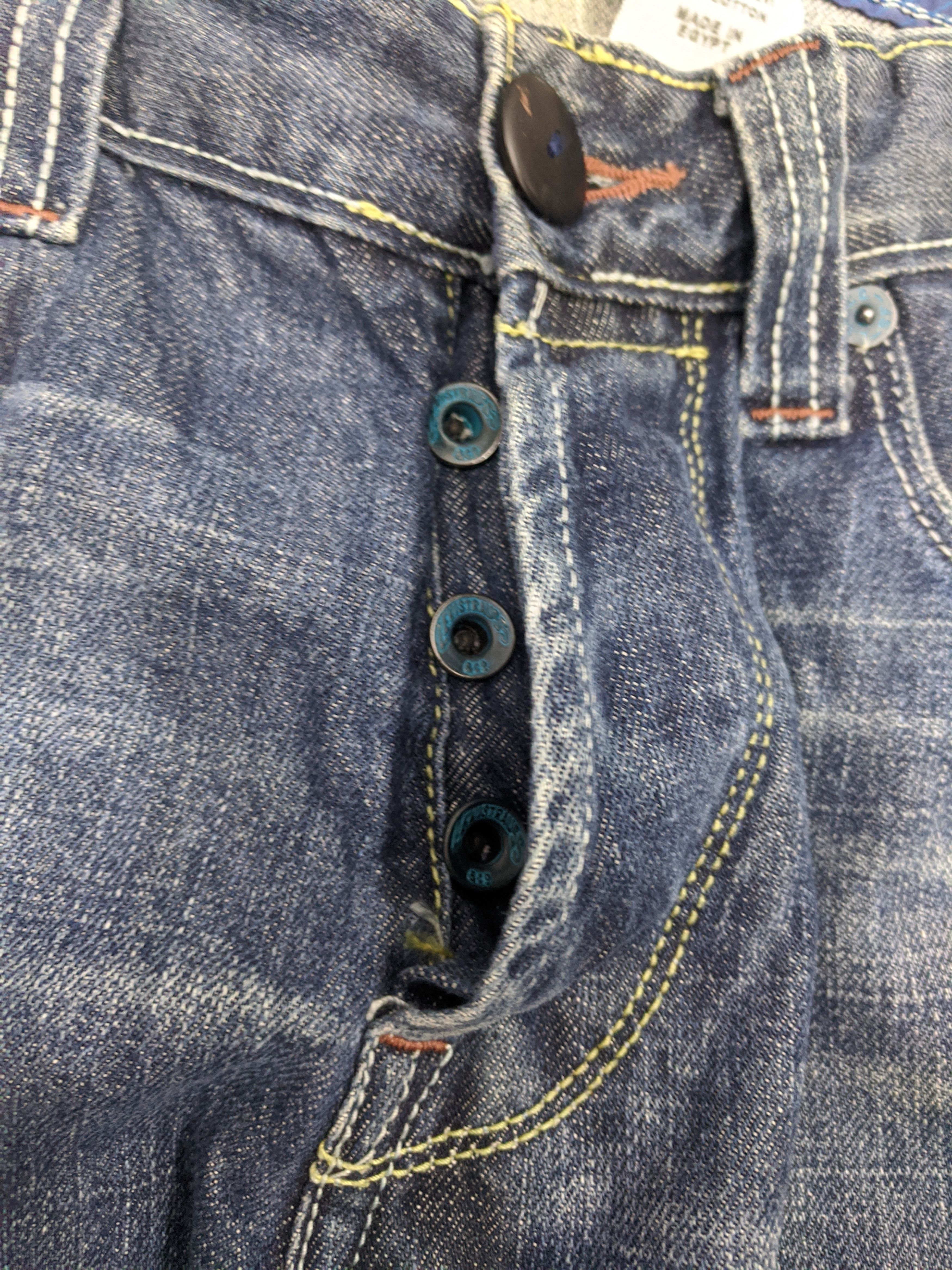 Levi's Vintage Levis Jeans DP0867 Size US 35 - 10 Thumbnail