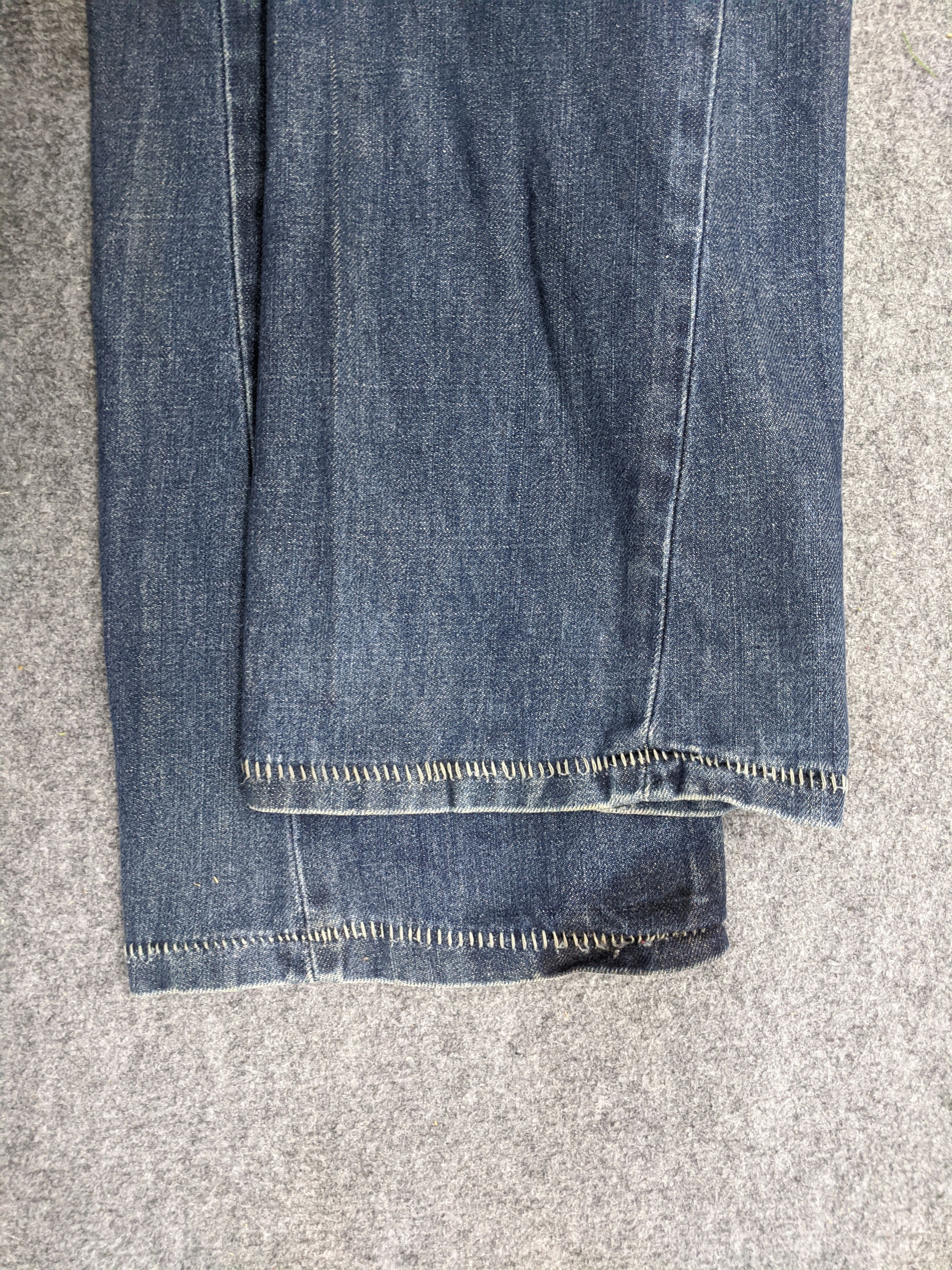 Levi's Vintage Levis Jeans DP0867 Size US 35 - 12 Thumbnail
