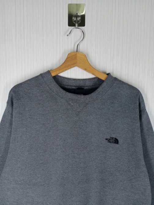 The North Face Rare Vintage The North Face Big Logo Crewneck Sweatshirt Size US M / EU 48-50 / 2 - 3 Thumbnail