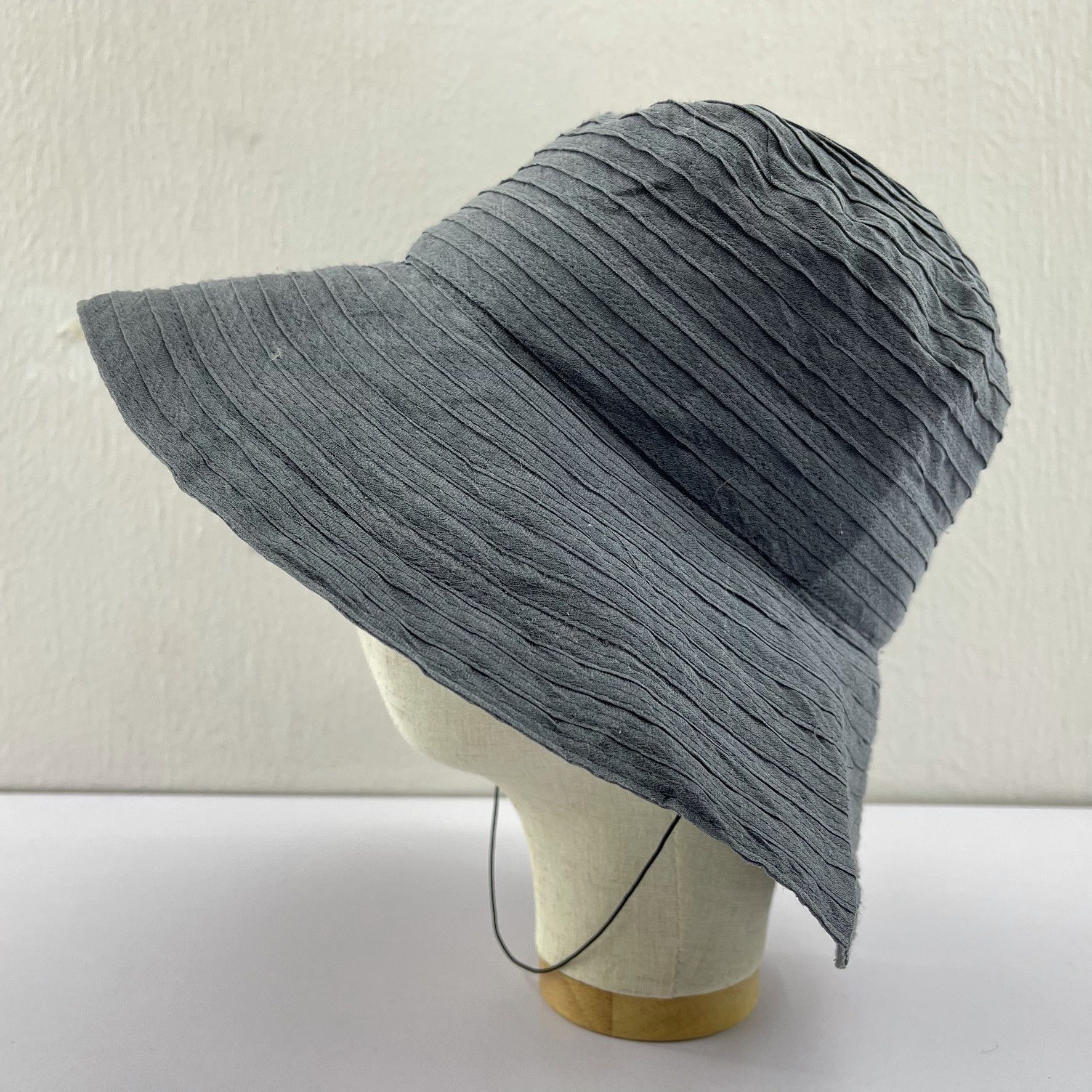 Japanese Brand Toray Nice Design Bucket Hats-BH1318 Size ONE SIZE - 1 Thumbnail