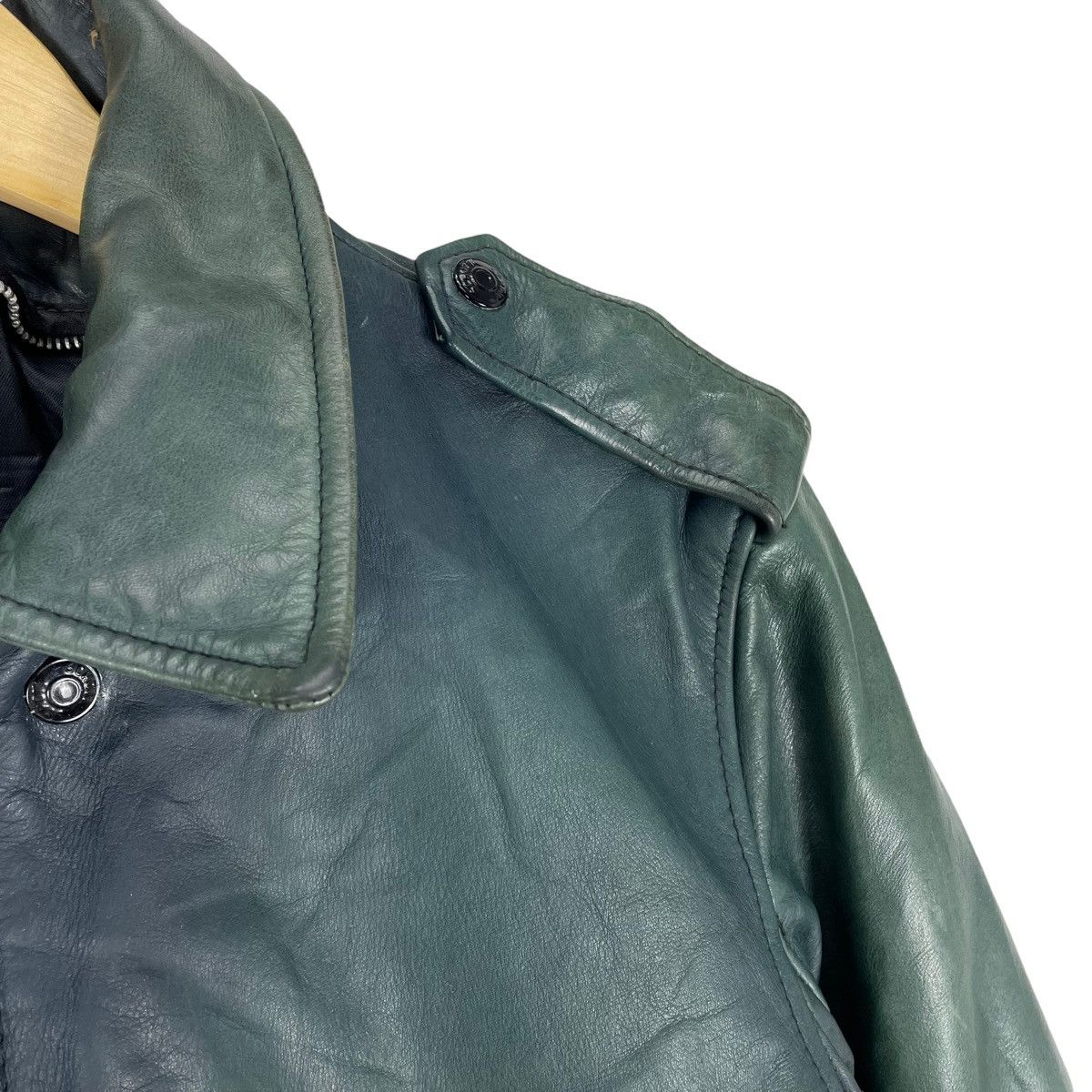 Schott A2 NAKED COWHIDE LEATHER BOMBER Size US M / EU 48-50 / 2 - 4 Thumbnail