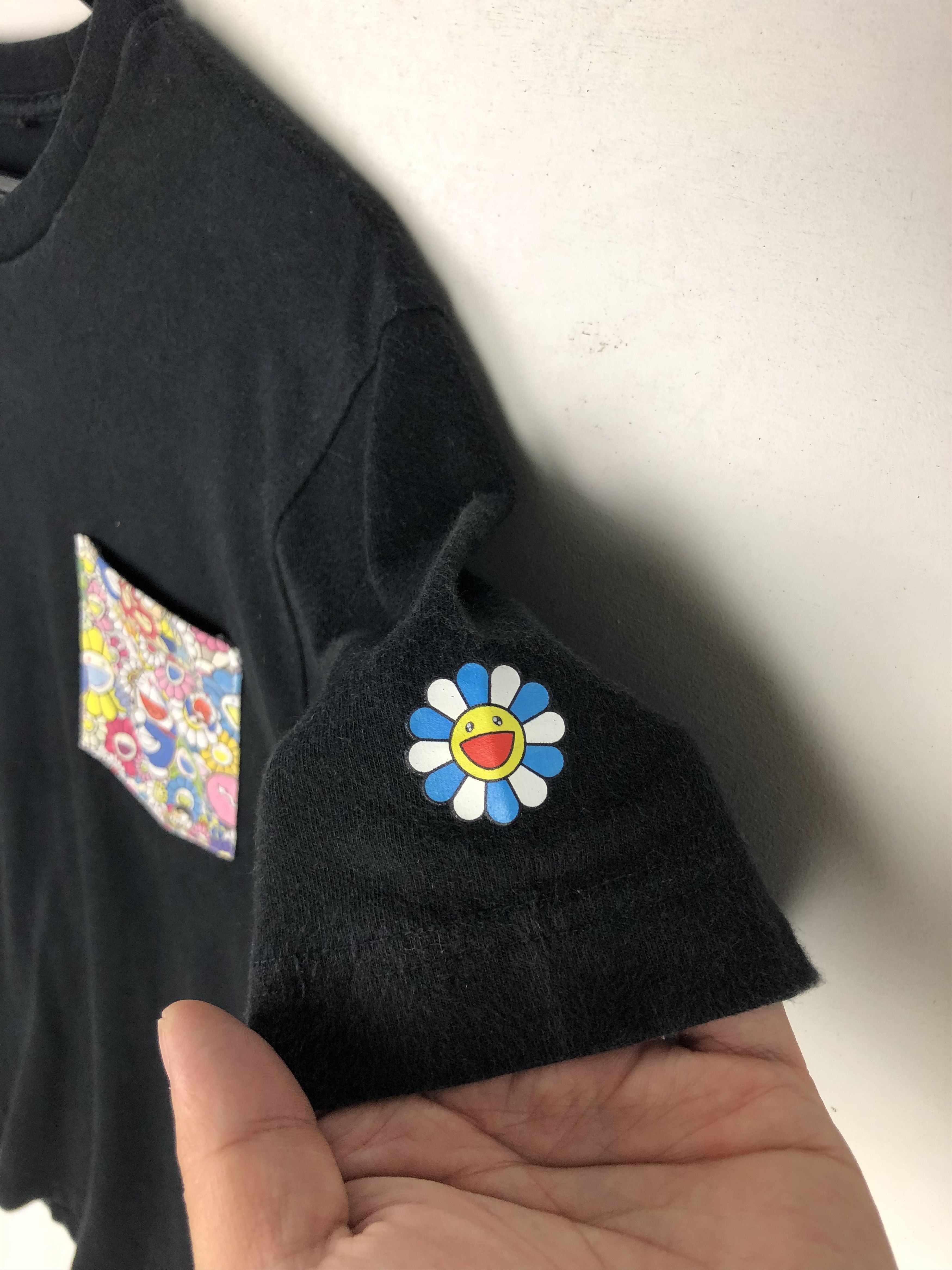 Anime × Takashi Murakami × Uniqlo 2017 MURAKAMI X DORAEMON SINGLE POCKET TEE Size US S / EU 44-46 / 1 - 3 Thumbnail
