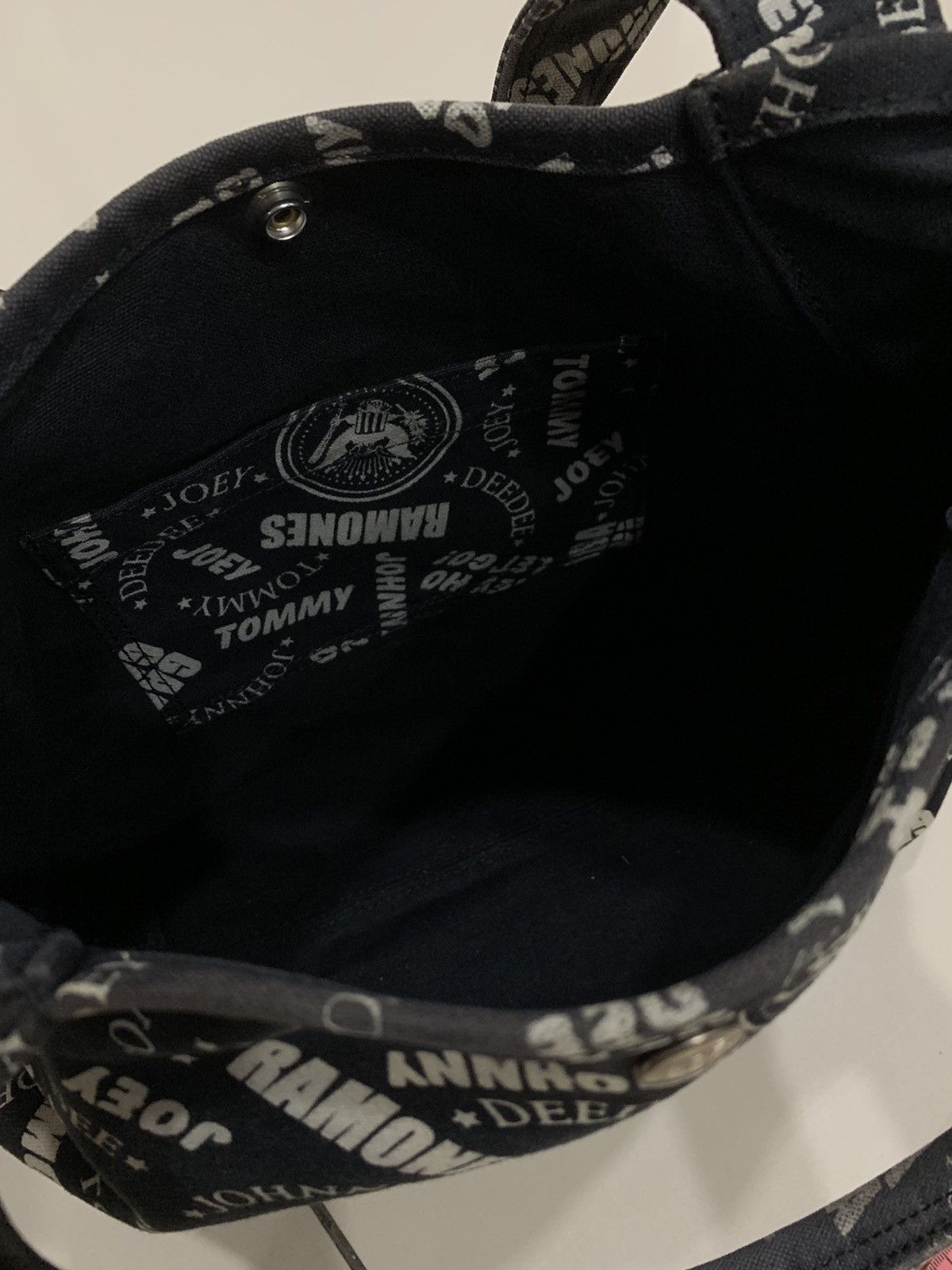 Band Tees × Hysteric Glamour HYSTERIC GLAMOUR X RAMONES FULL PRINT TOTE BAG Size ONE SIZE - 5 Thumbnail