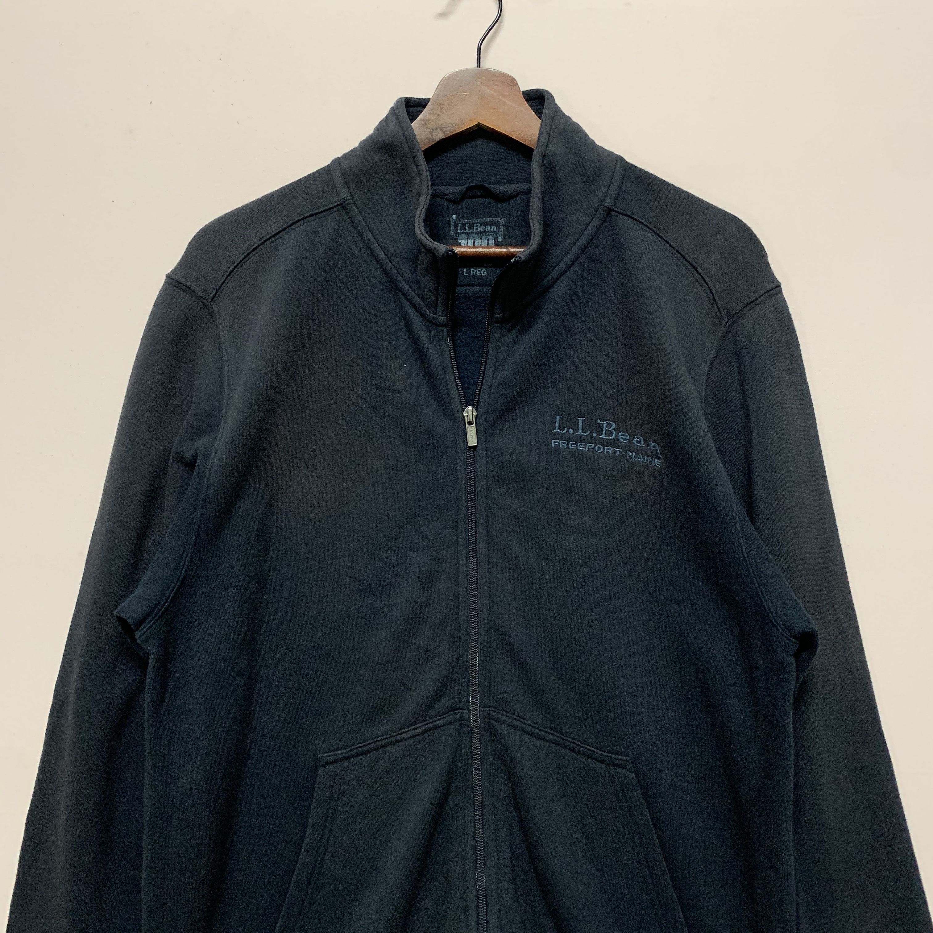 L.L. Bean L.L.Bean Zip Ups Dark Blue Sweater Sweatshirt Size US L / EU 52-54 / 3 - 2 Thumbnail