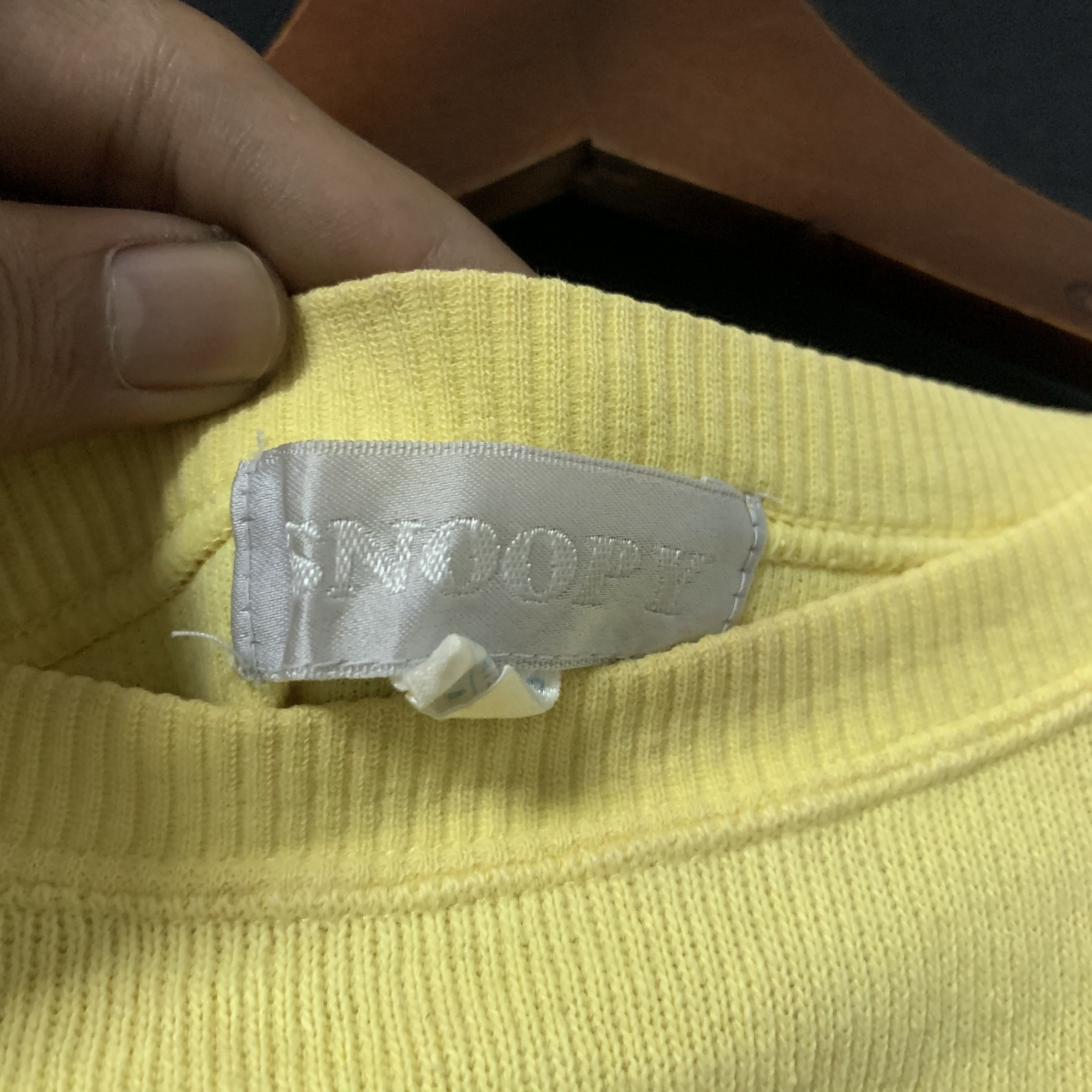 Peanuts 🔥 BEST OFFER 🔥Vintage Peanuts Snoopy Crewneck Sweater Size US M / EU 48-50 / 2 - 6 Thumbnail