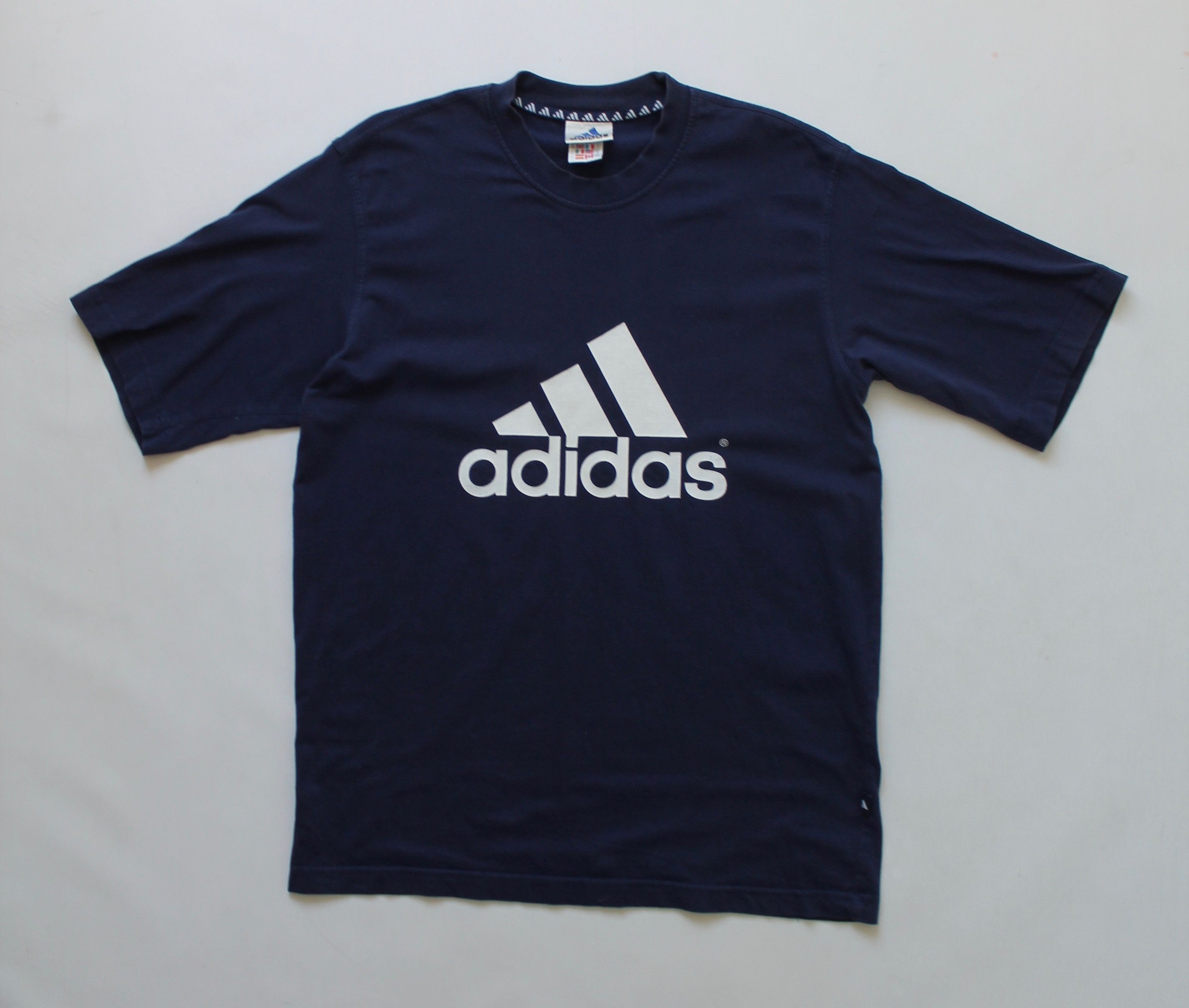 Adidas 1999 ADIDAS Big Logo Vintage T - shirt Navy Sunfaded Size US M / EU 48-50 / 2 - 12 Thumbnail